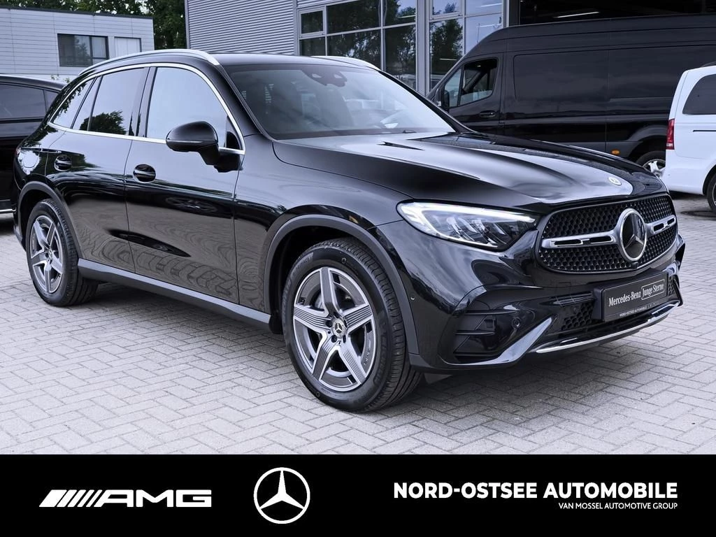 Mercedes-Benz GLC 300 d AMG 4M AHK MBUX SHZ KEYLESS-GO AMG