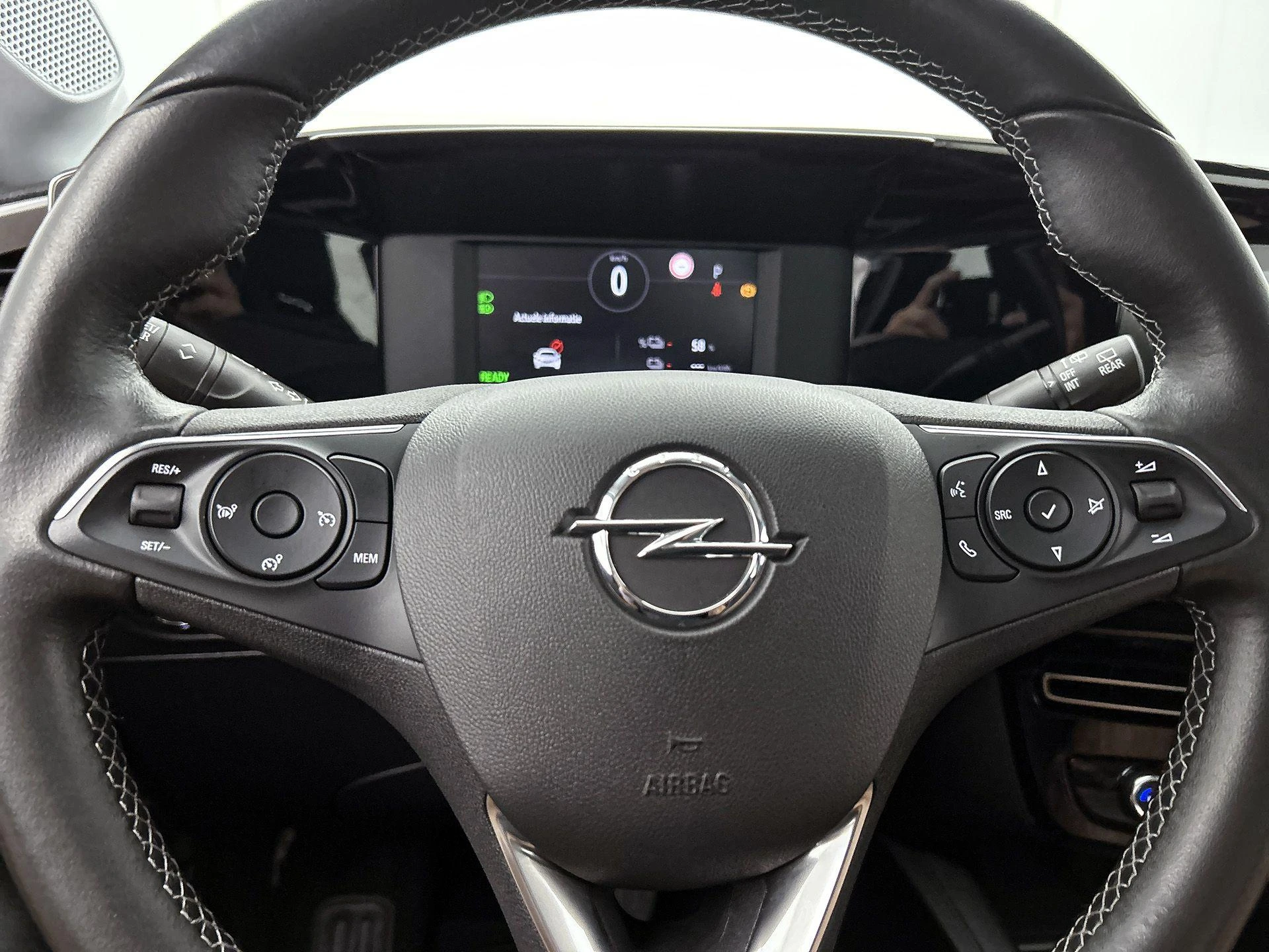 Opel-Mokka-e-image-28