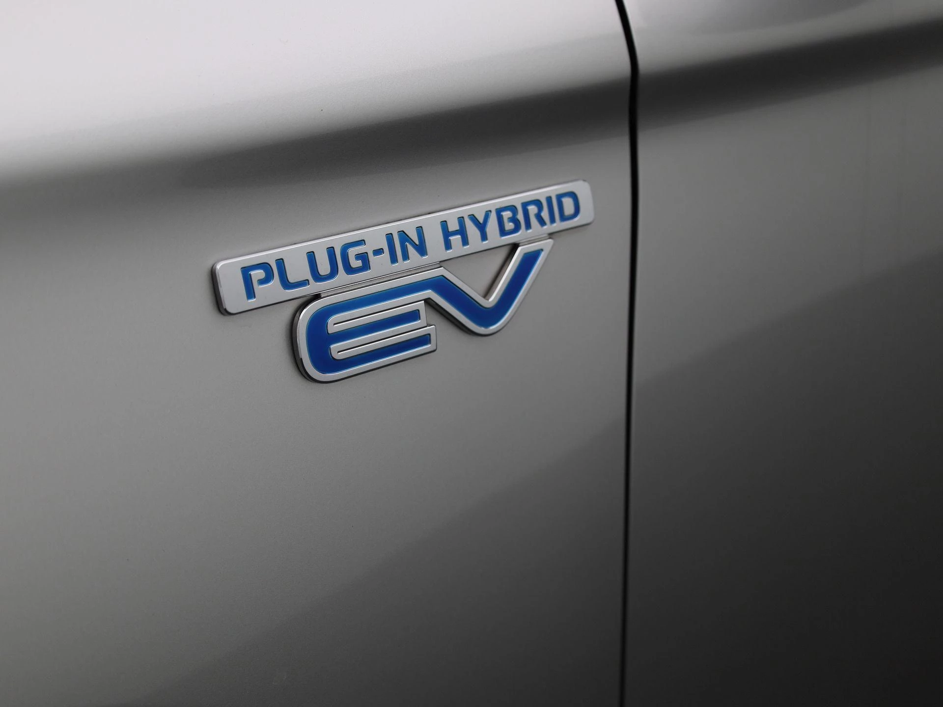 Mitsubishi-Outlander-image-14