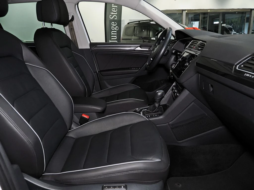 Volkswagen-Tiguan-image-11
