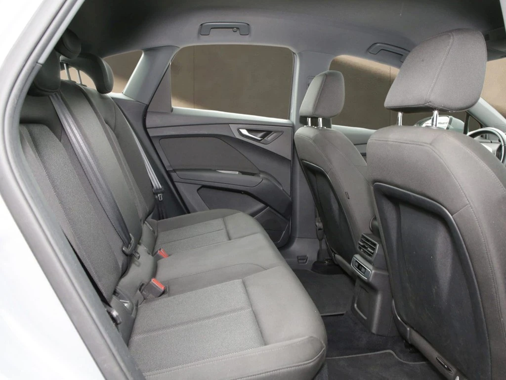 Audi-Q4 Sportback e-tron-image-8