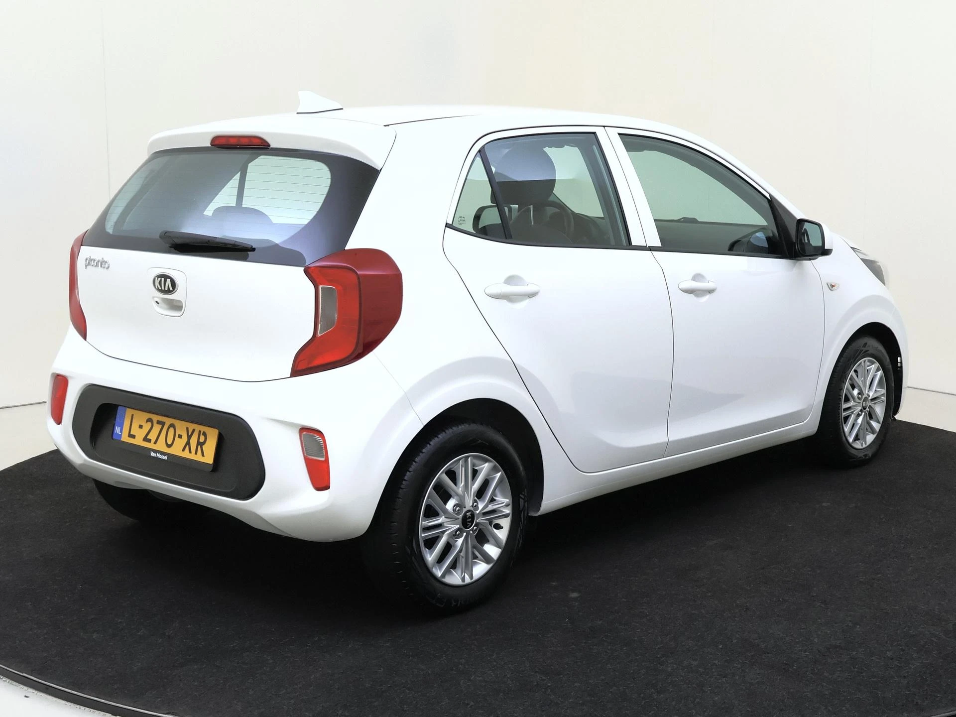 Kia-Picanto-image-3