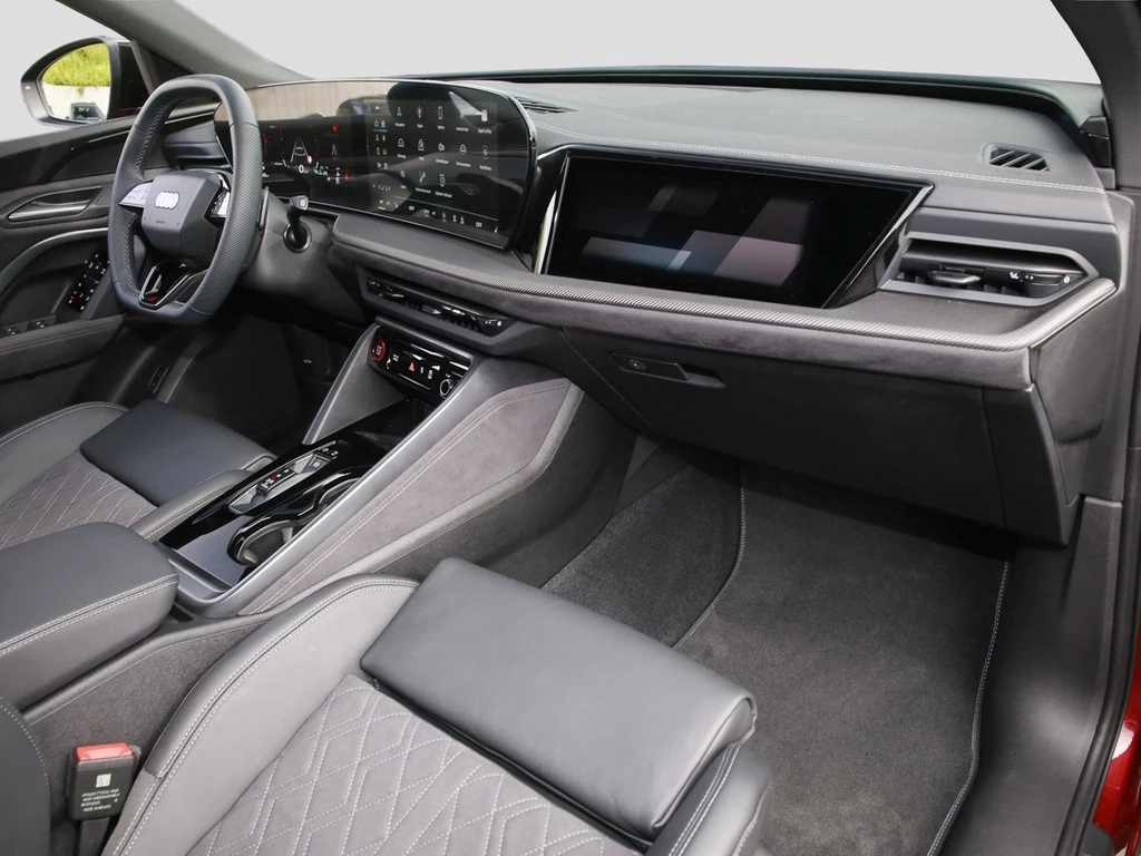 Audi Q5 2.0 TDI S line edition one AHK Matrix ACC