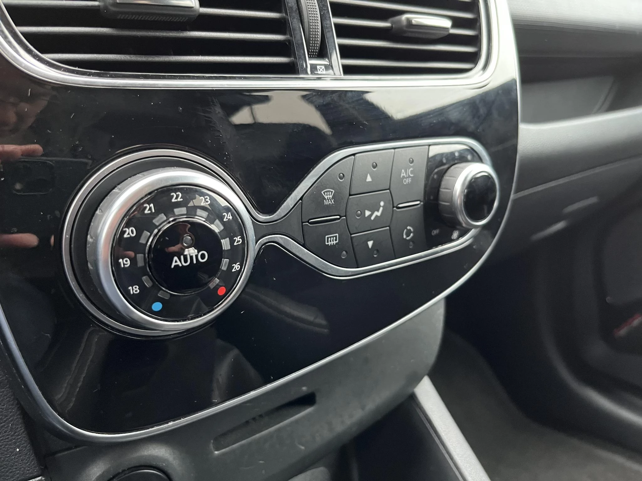 Renault-Clio-image-29