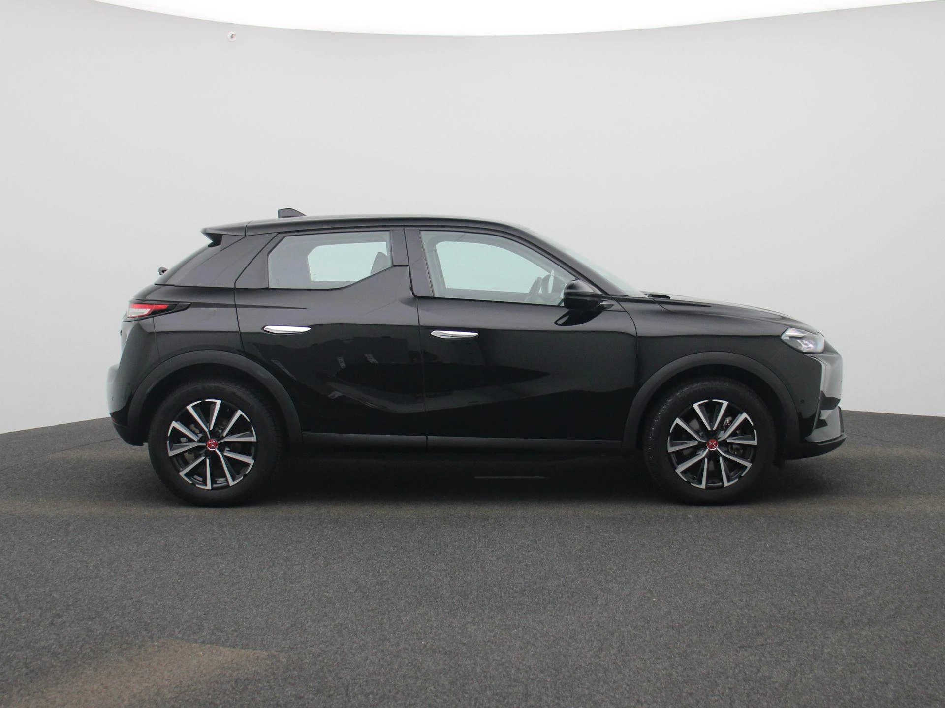 DS DS 3 Crossback E-Tense PERFORMANCE Line +