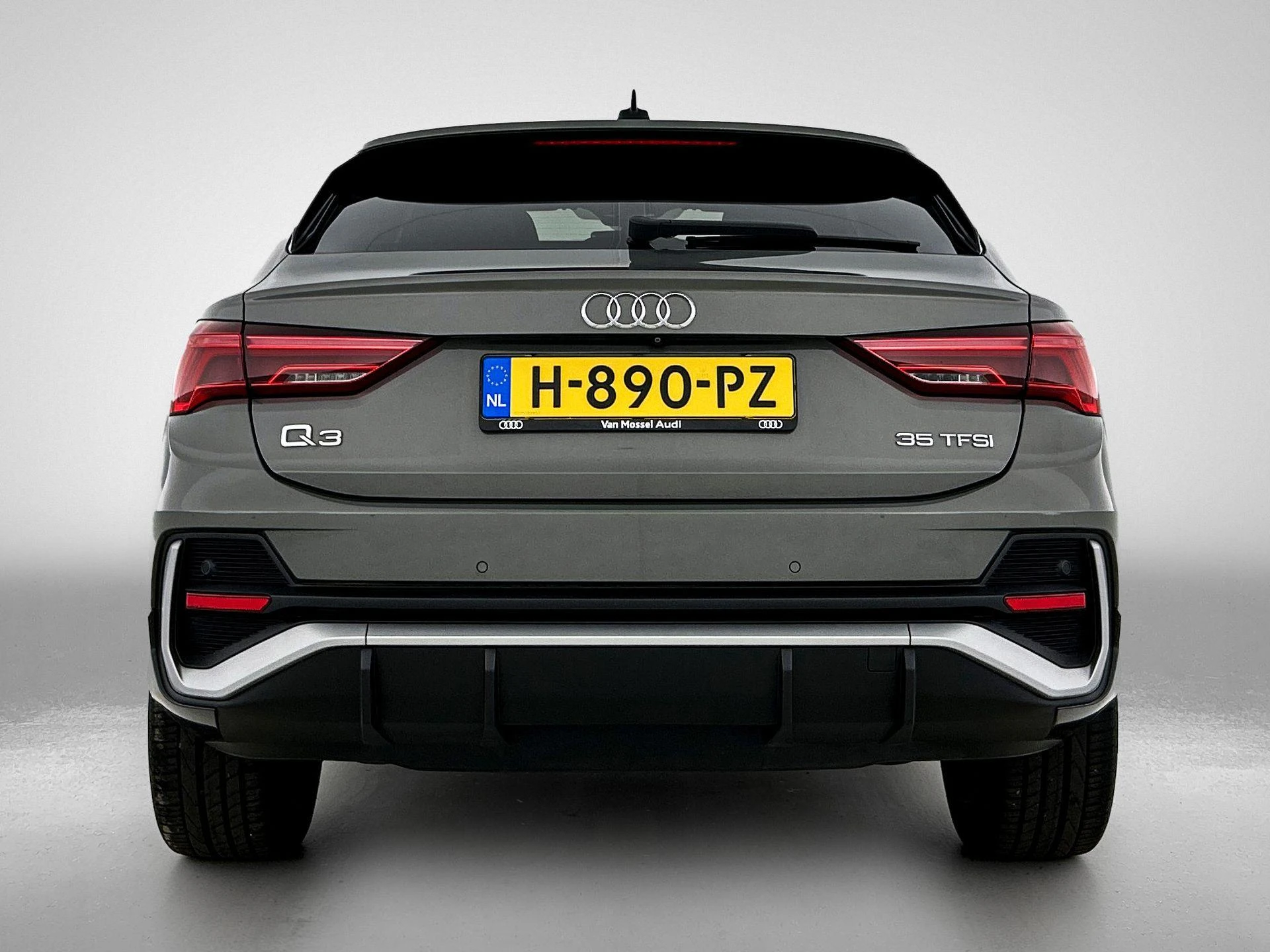Audi-Q3-image-2