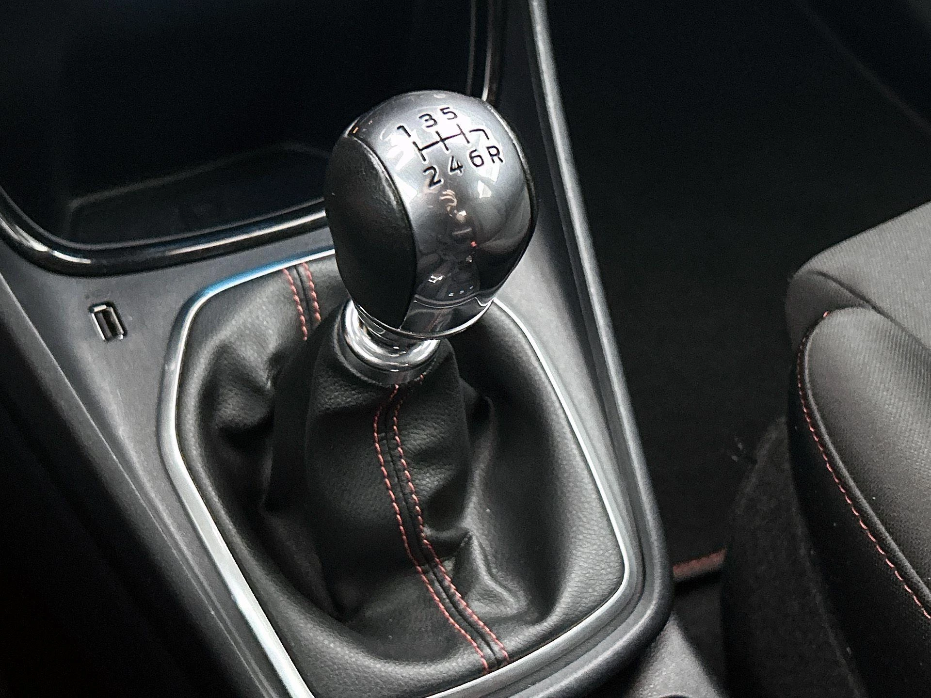 Ford-Puma-image-29