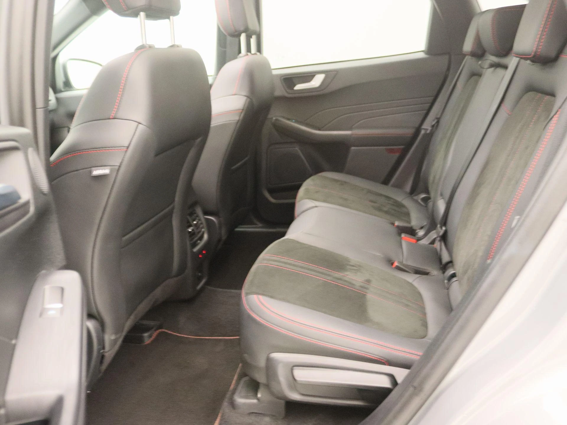 Ford-Kuga-image-14