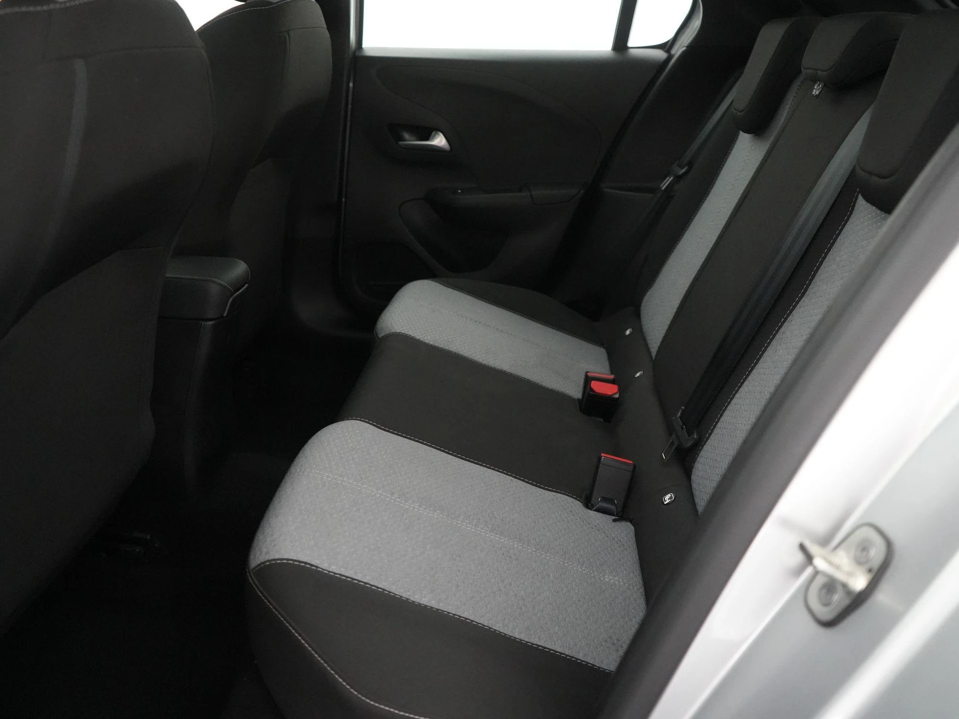 Opel-Corsa-image-14