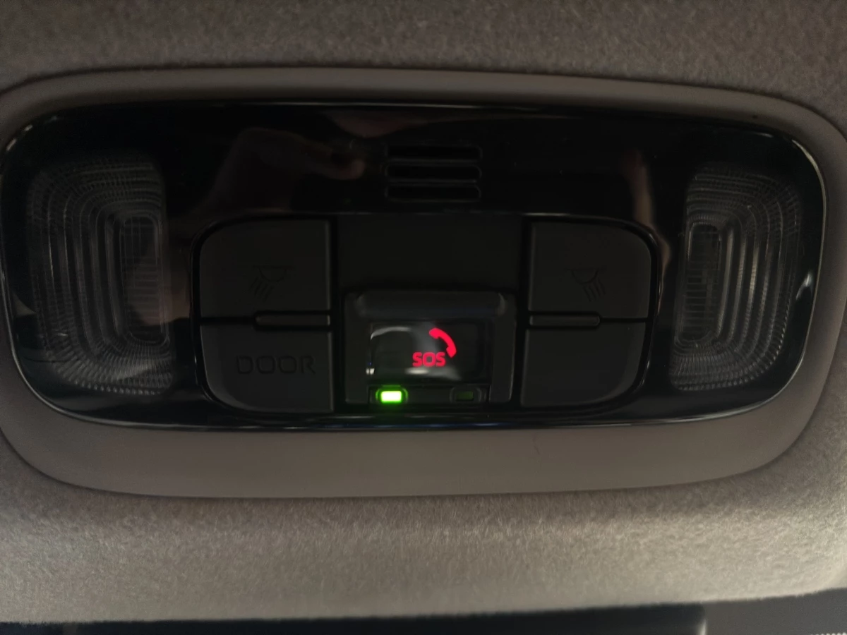 Mazda-2 Hybrid-image-17