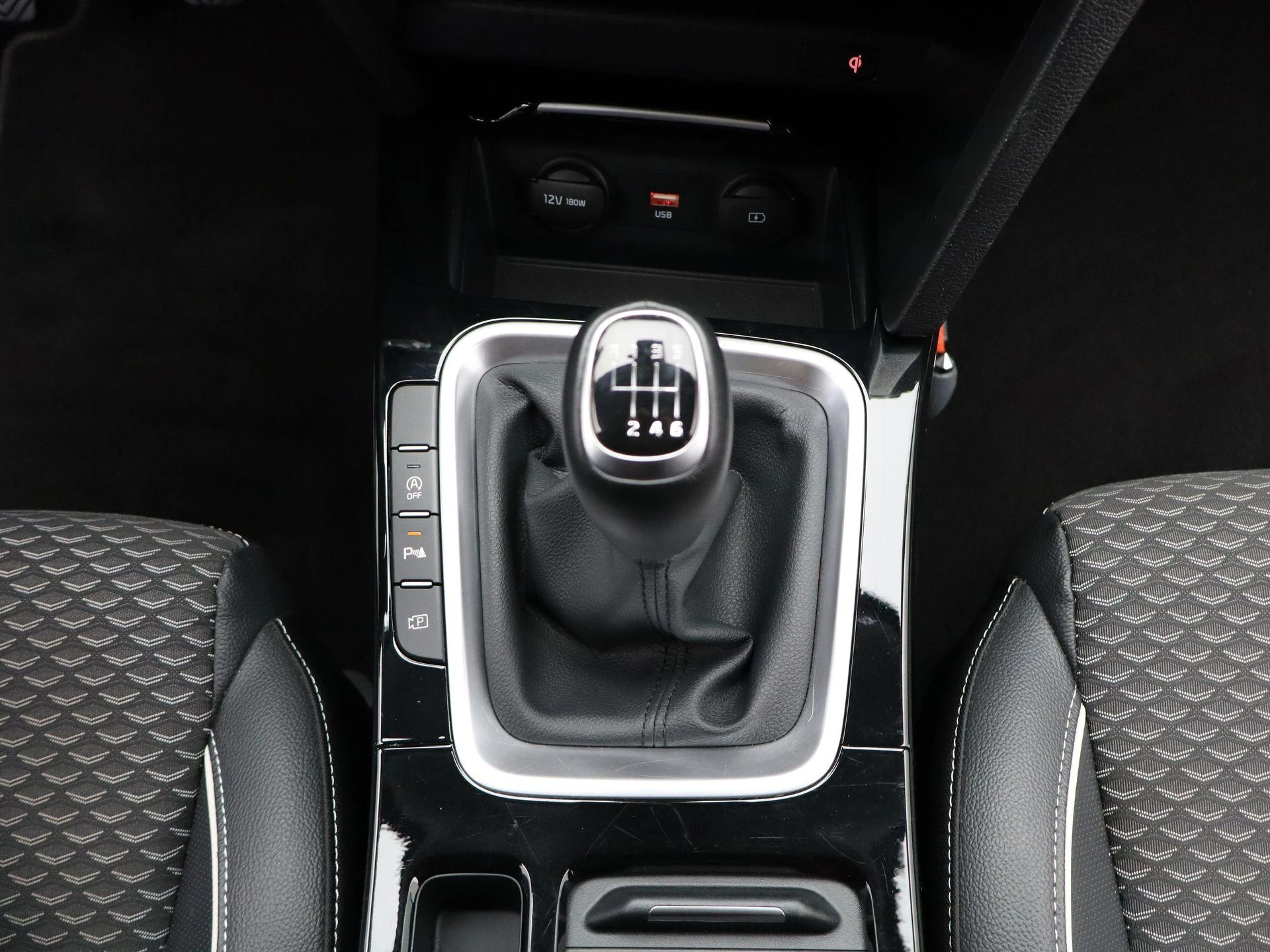 Kia-Ceed Sportswagon-image-21