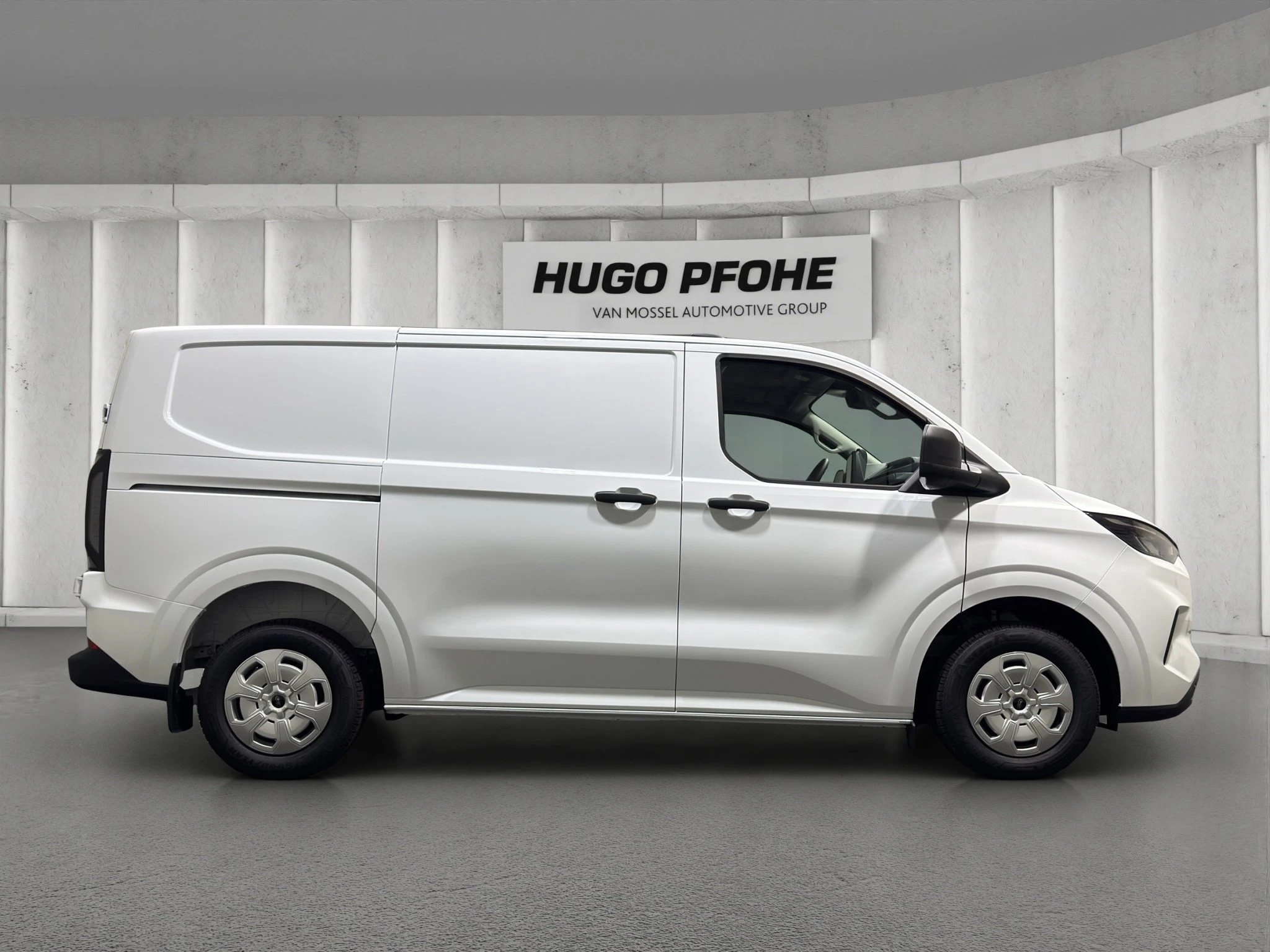 Ford-Transit Custom-image-5