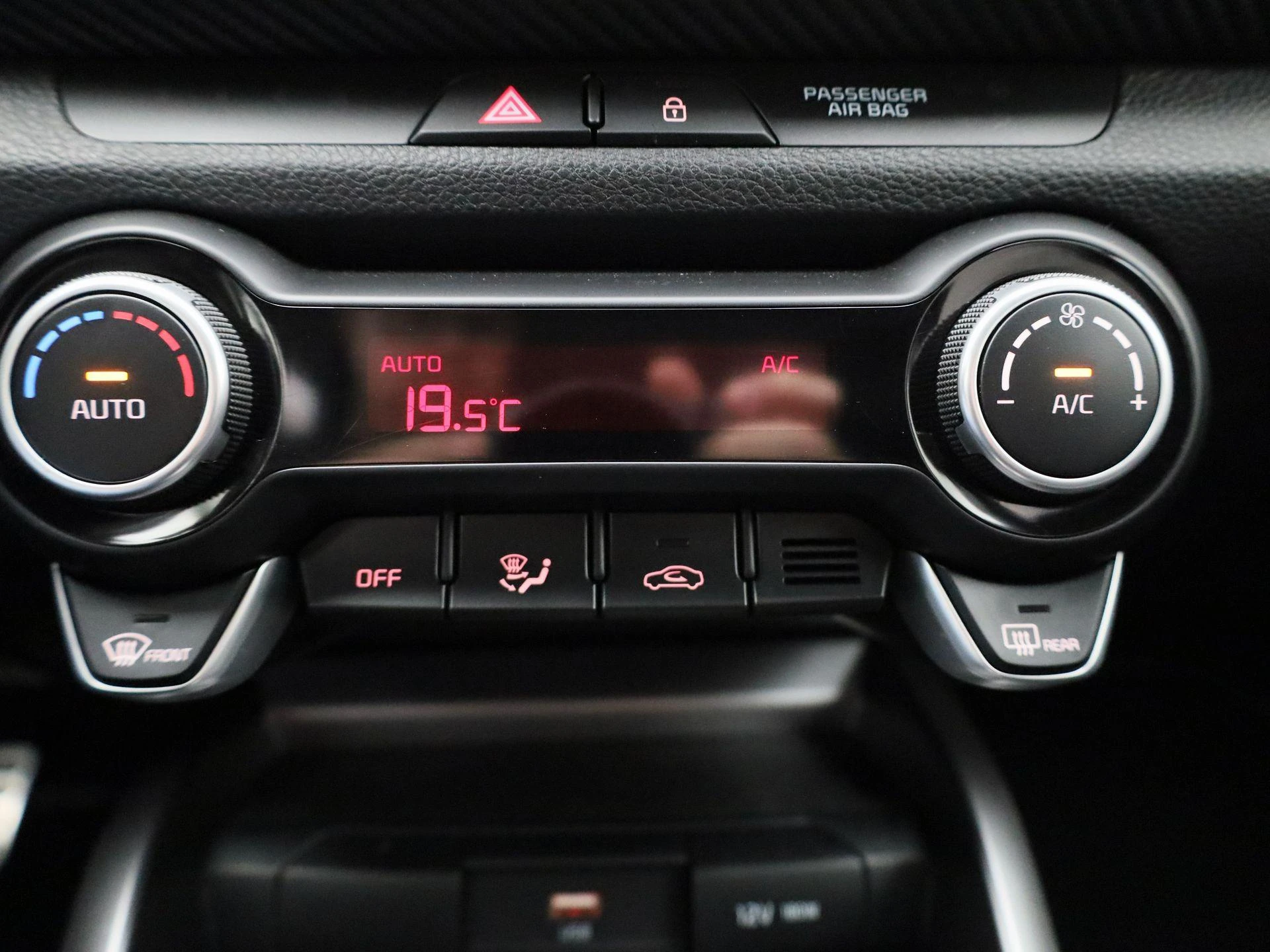 Kia-Stonic-image-15
