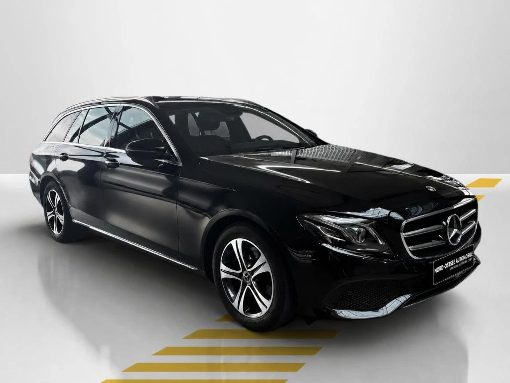 Mercedes-Benz-E-Klasse 200-image-4