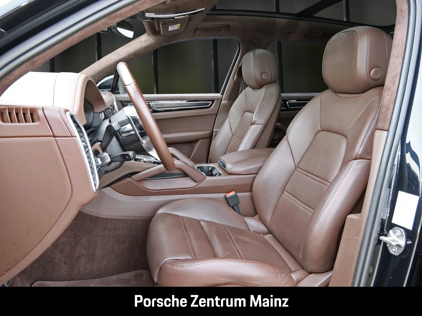 Porsche-Cayenne-image-19