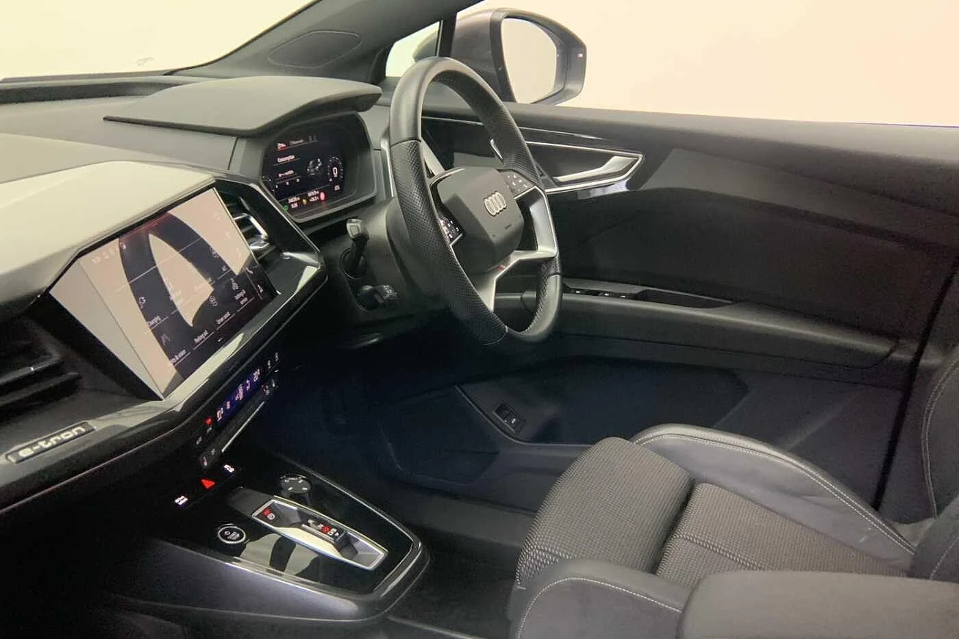 Audi-Q4 Sportback e-tron-image-1