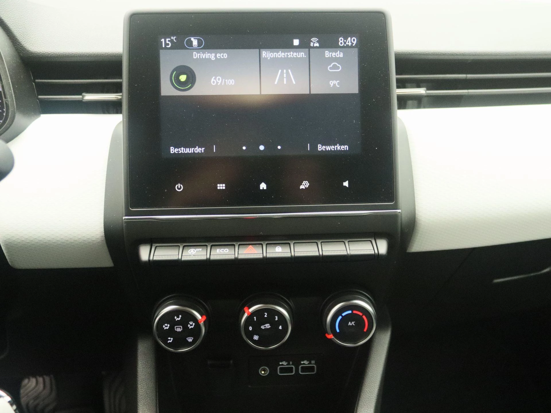 Renault-Clio-image-8