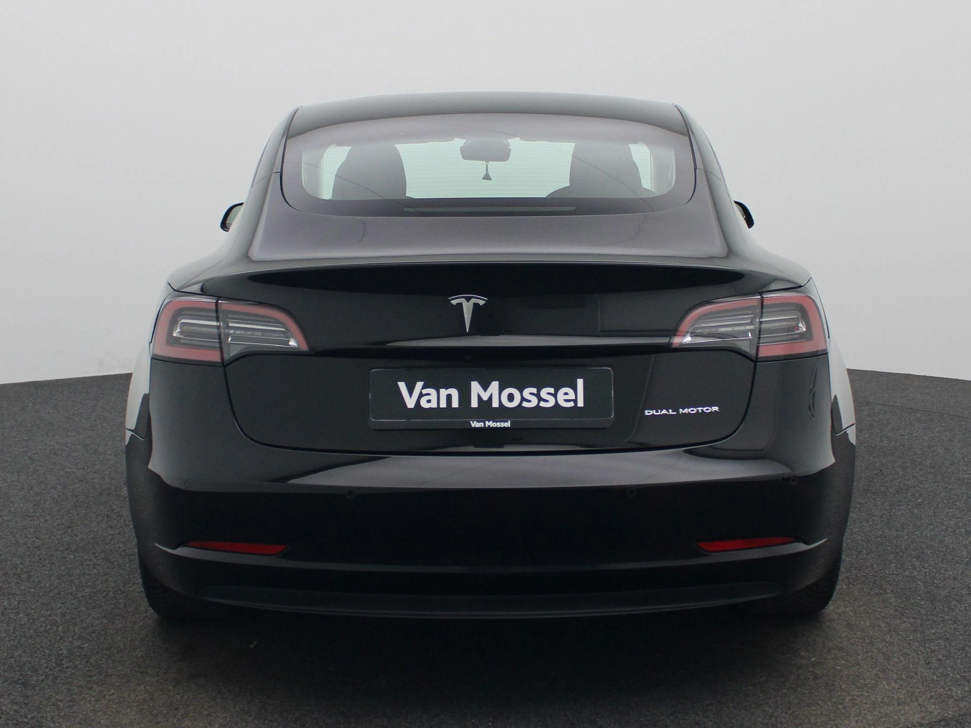Tesla Model 3 Long Range Dual Motor 75 kWh
