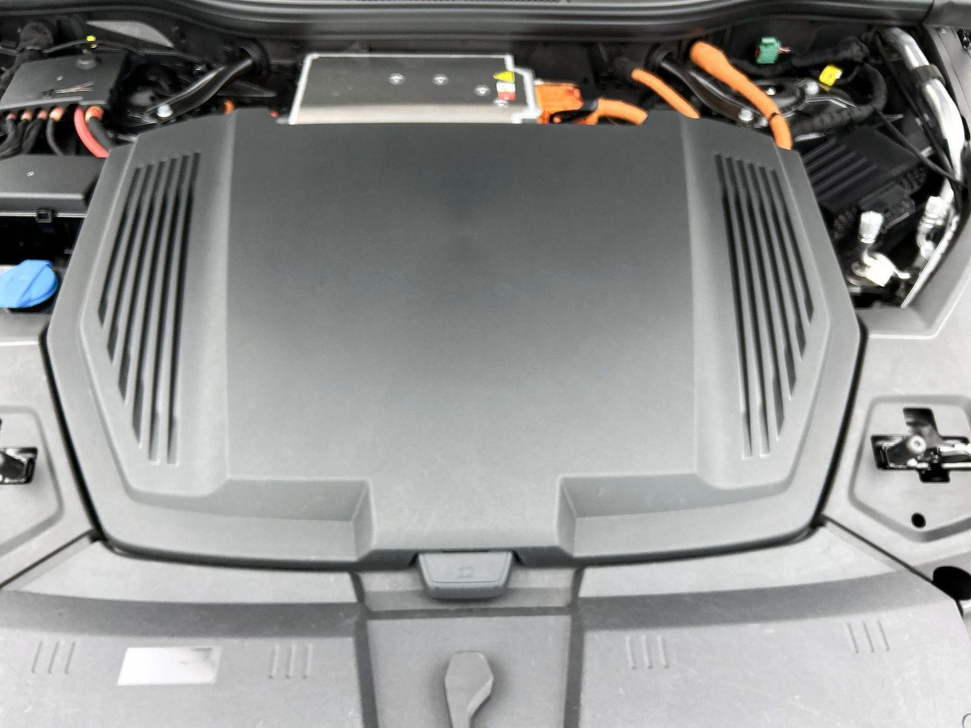 Audi Q8 e-tron 50 quattro S Edition 95 kWh 340 PK