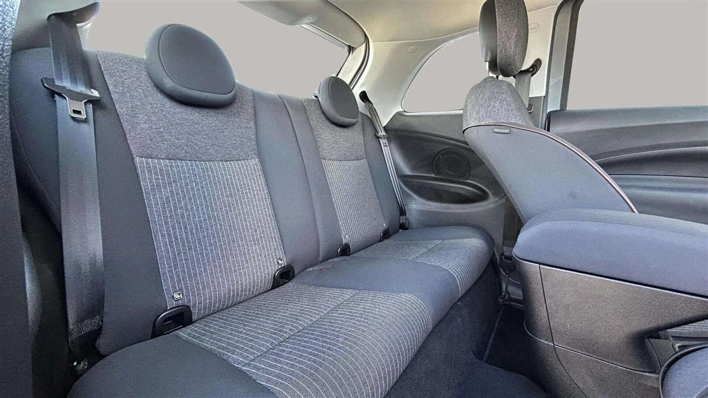Fiat-500e-image-19