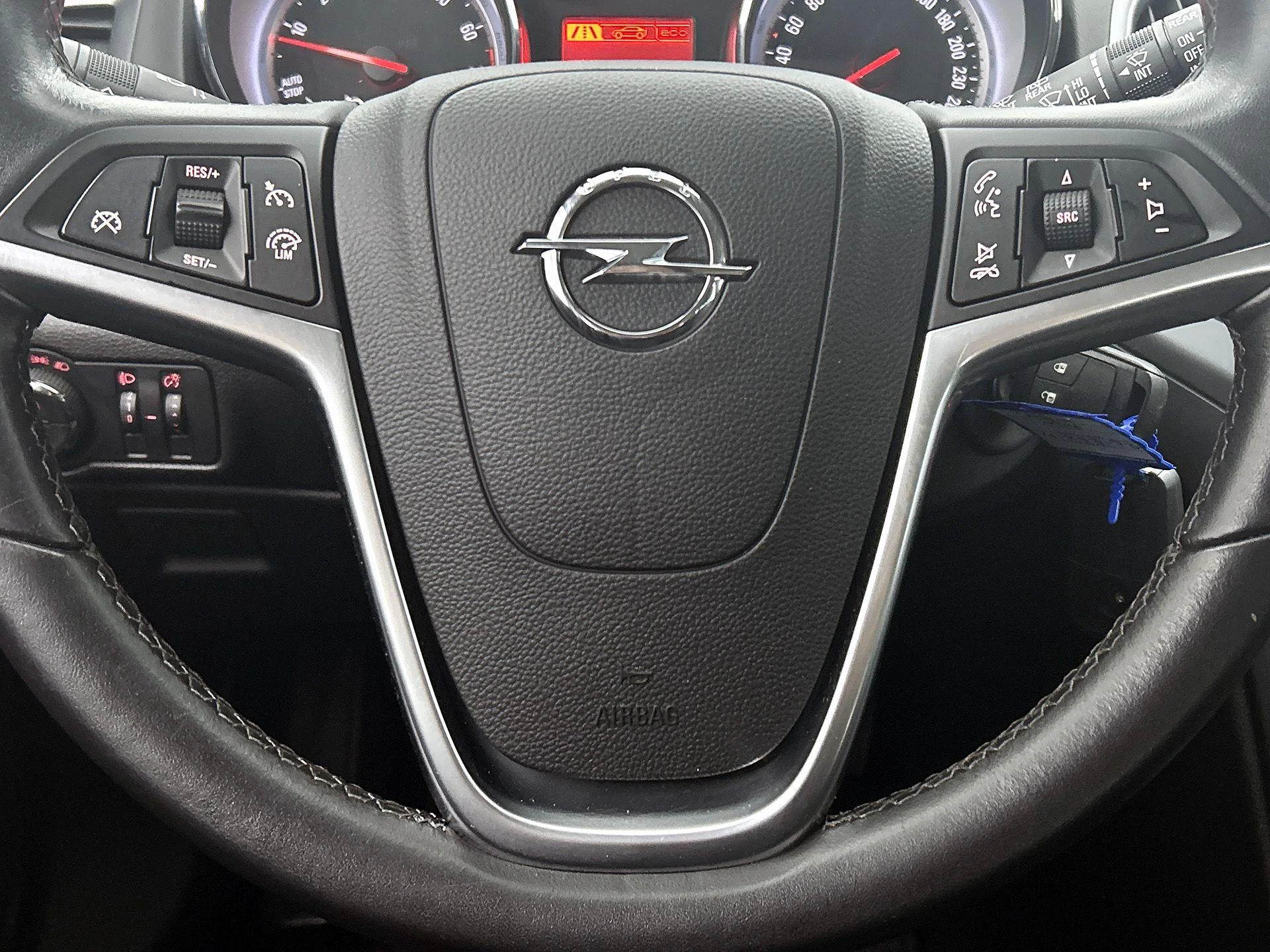 Opel-Astra-image-21