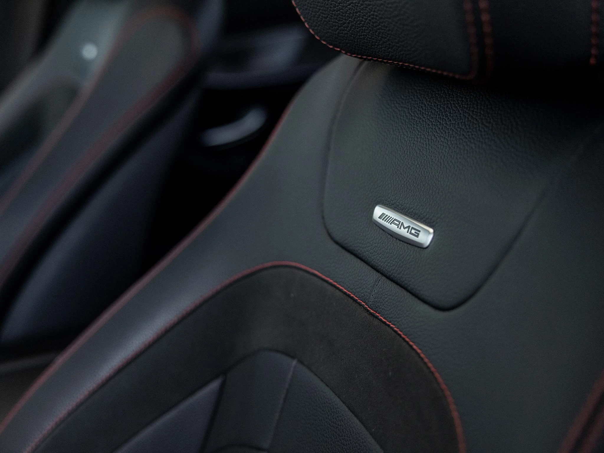 Mercedes-Benz-CLS-image-27