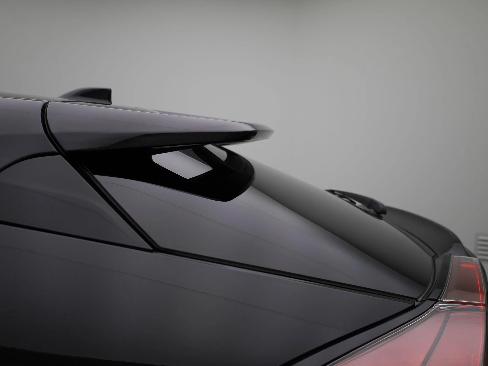Toyota-C-HR-image-43