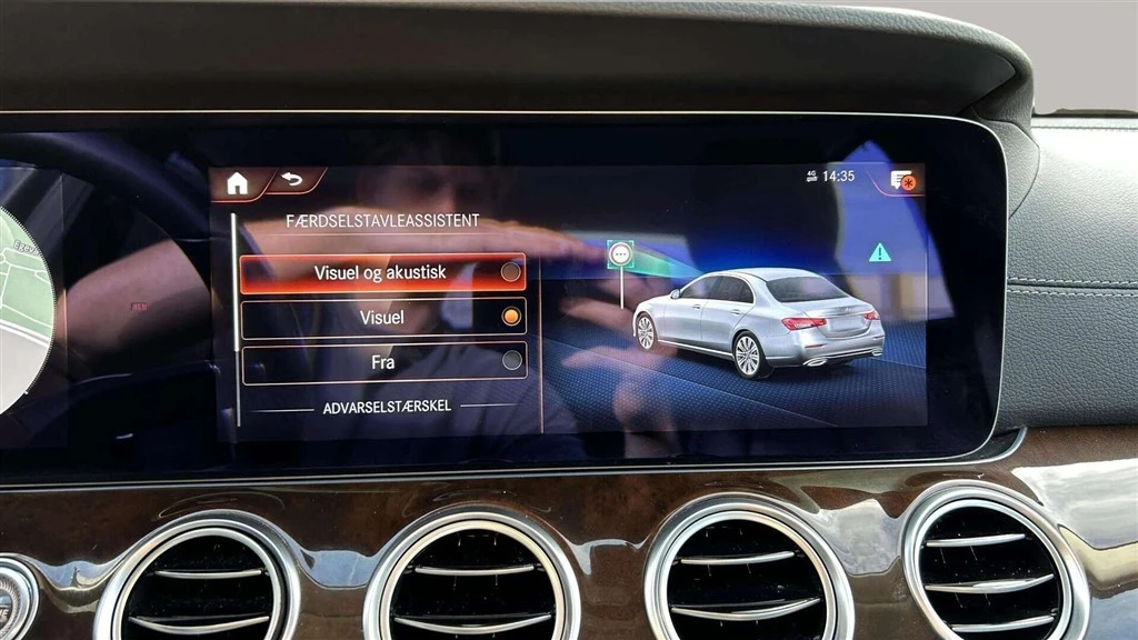 Mercedes-Benz-E-Klasse-image-21
