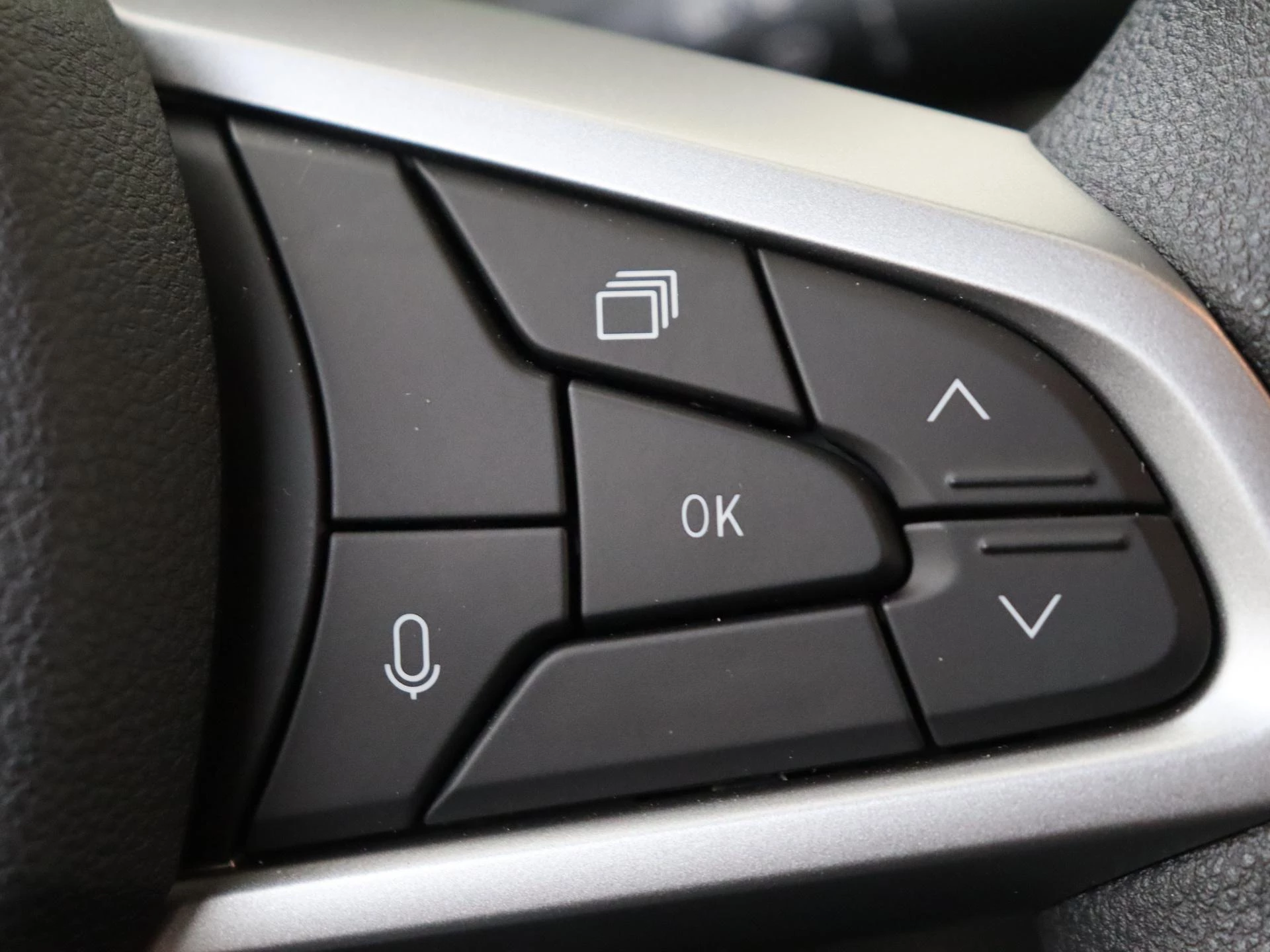 Dacia-Spring-image-13