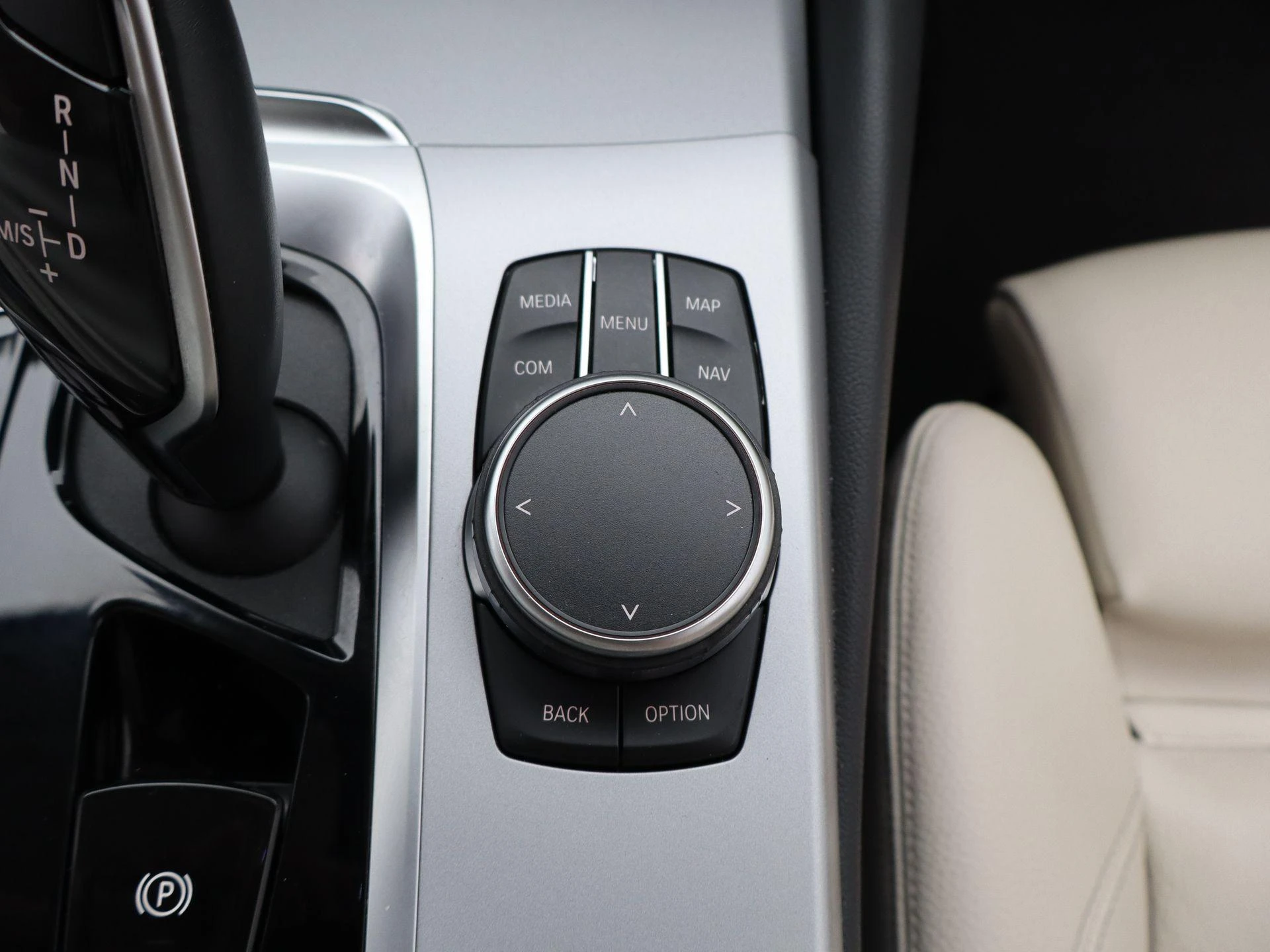 BMW-5 Serie-image-24