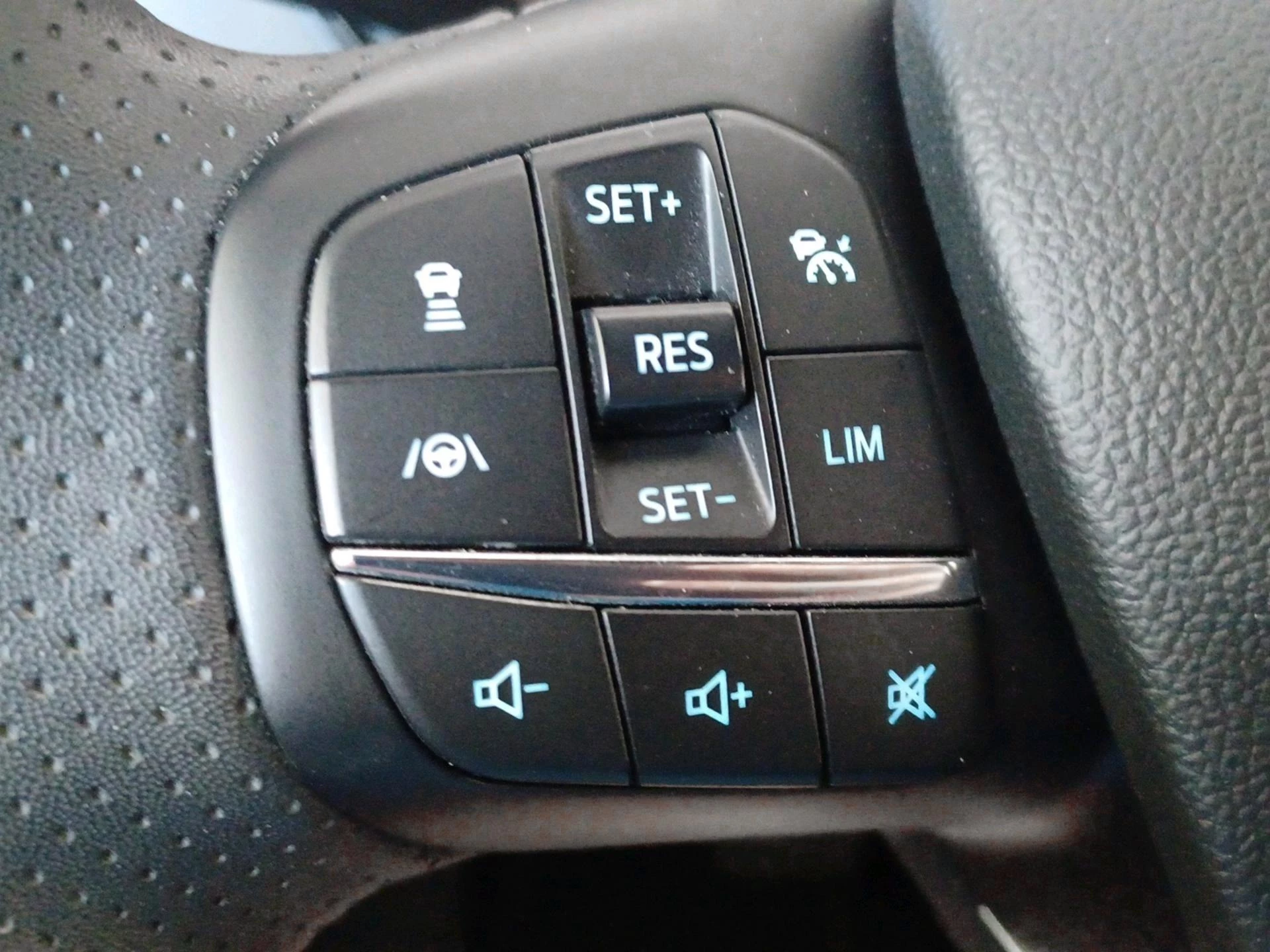 Ford Kuga 2.5i PHEV Aut. 165kW ST-Line X