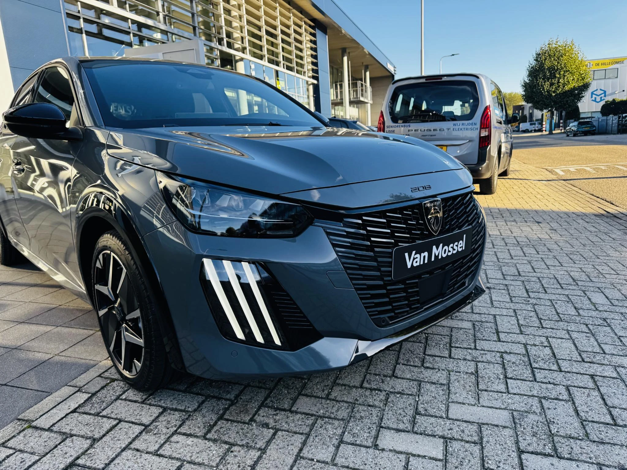 Peugeot-208-image-6