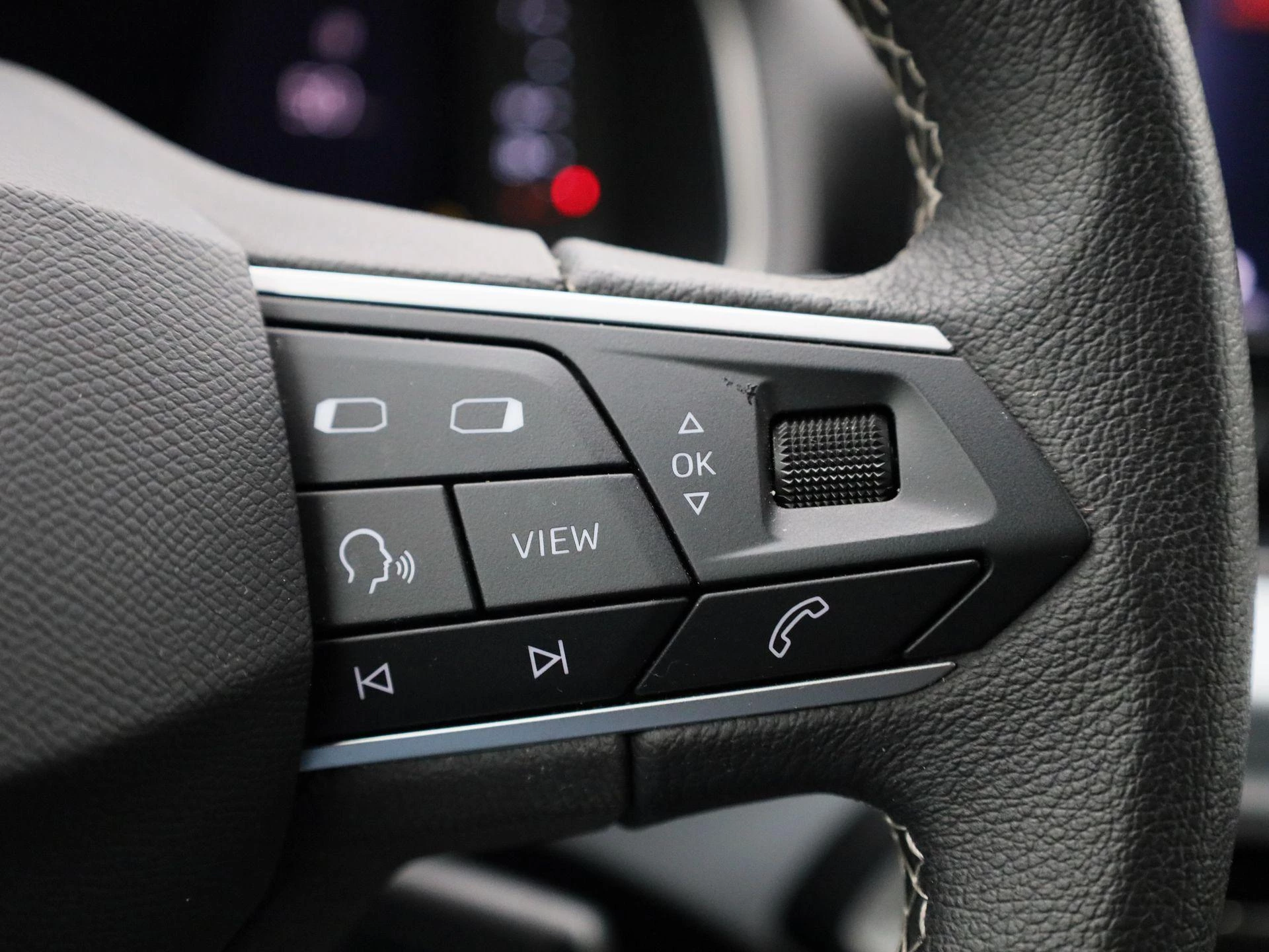 SEAT-Arona-image-22