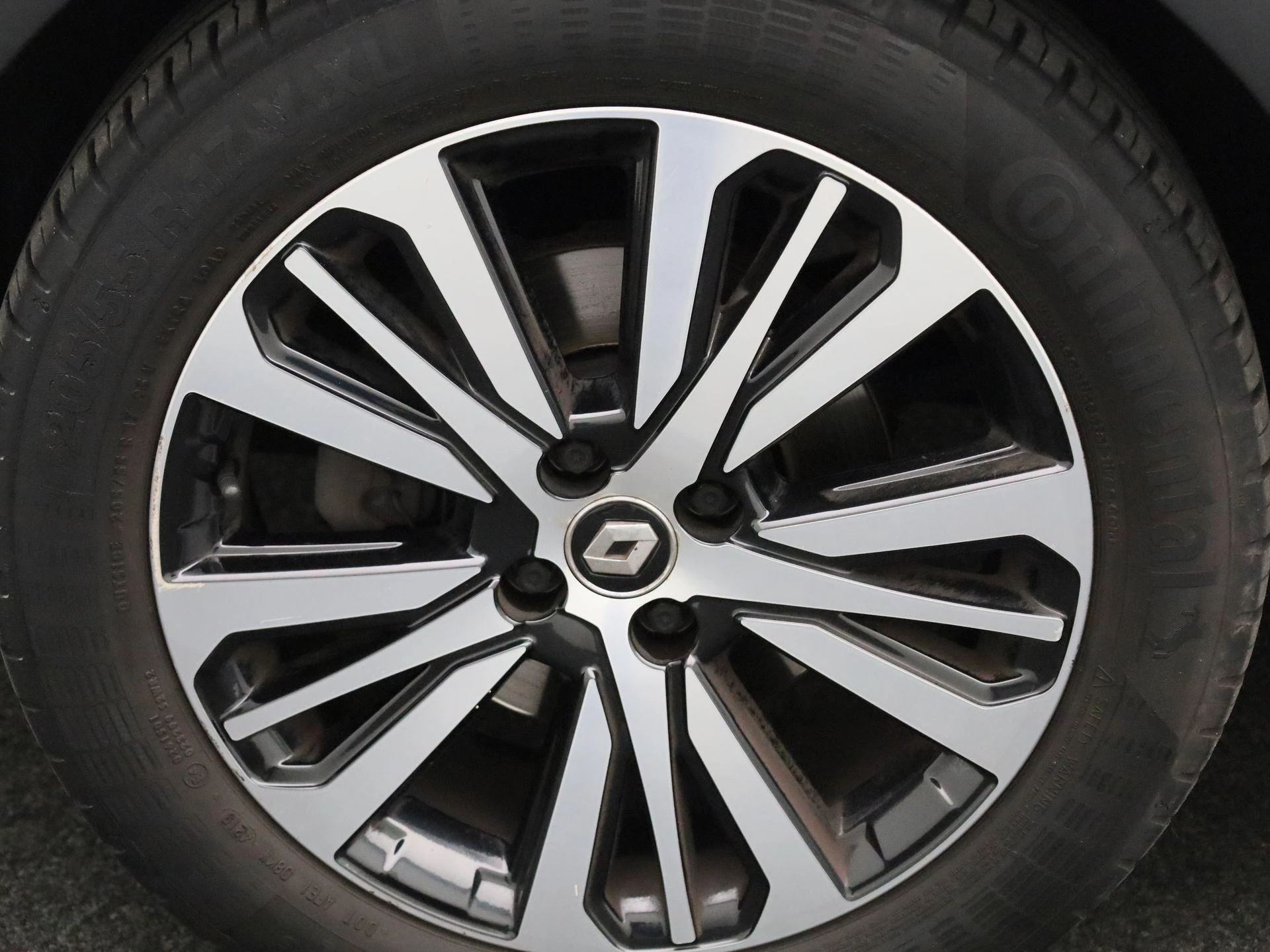 Renault-Captur-image-11