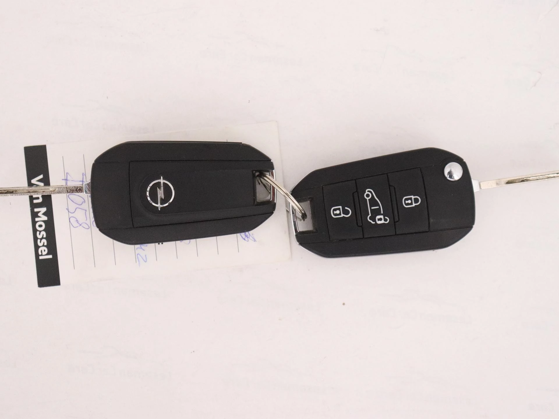 Opel-Vivaro-image-17