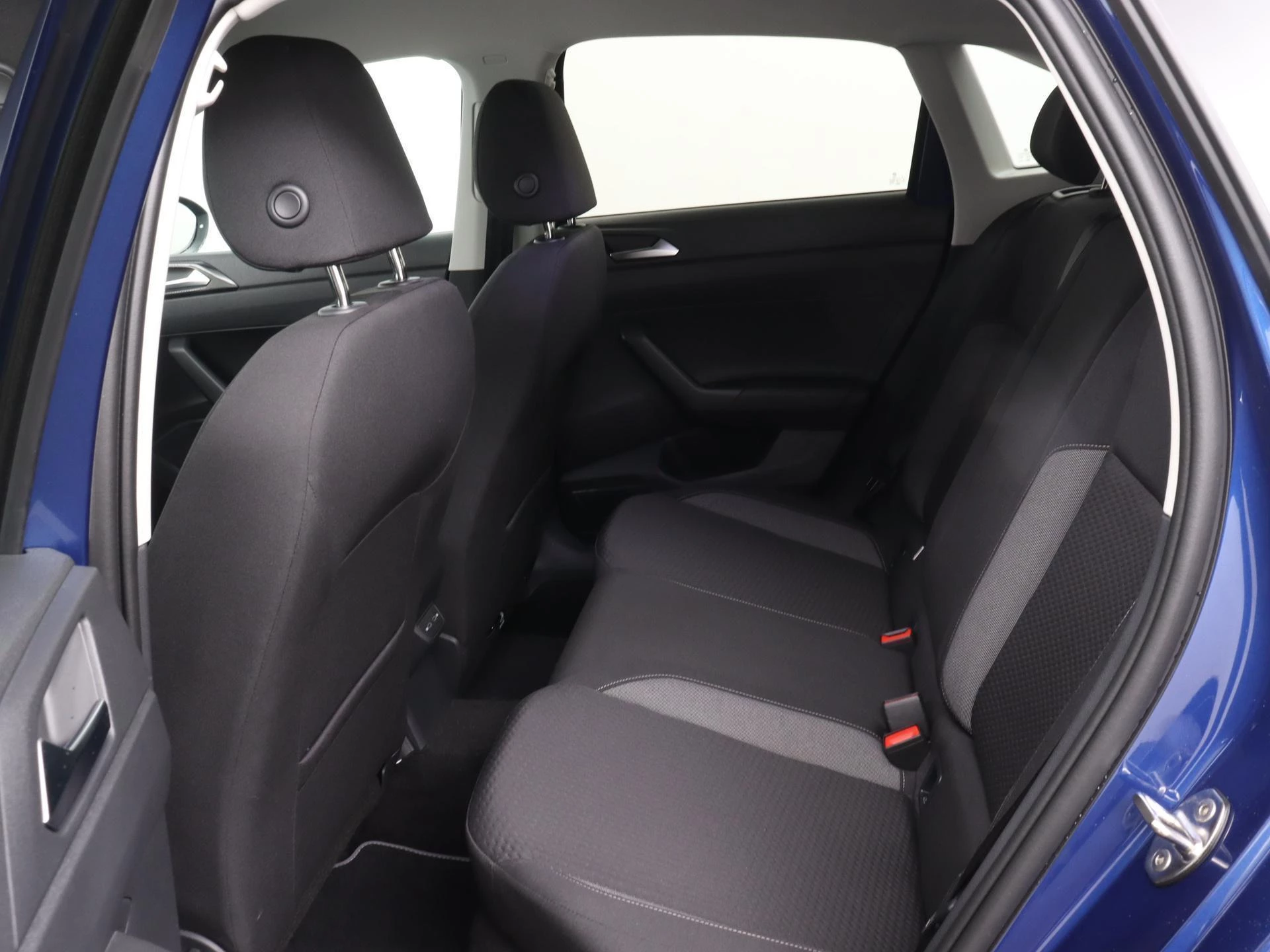 Volkswagen-Taigo-image-8