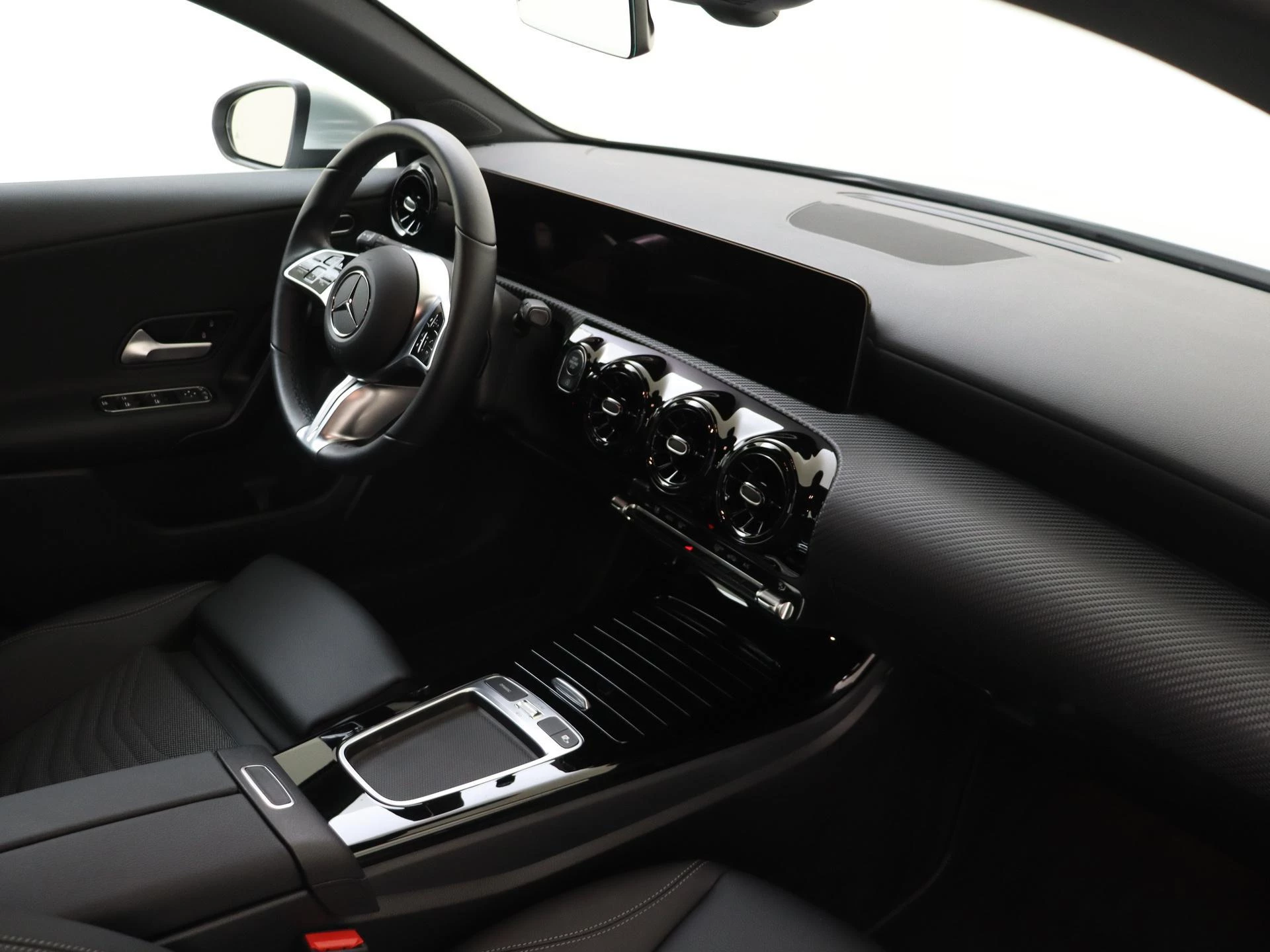 Mercedes-Benz-A-Klasse-image-17