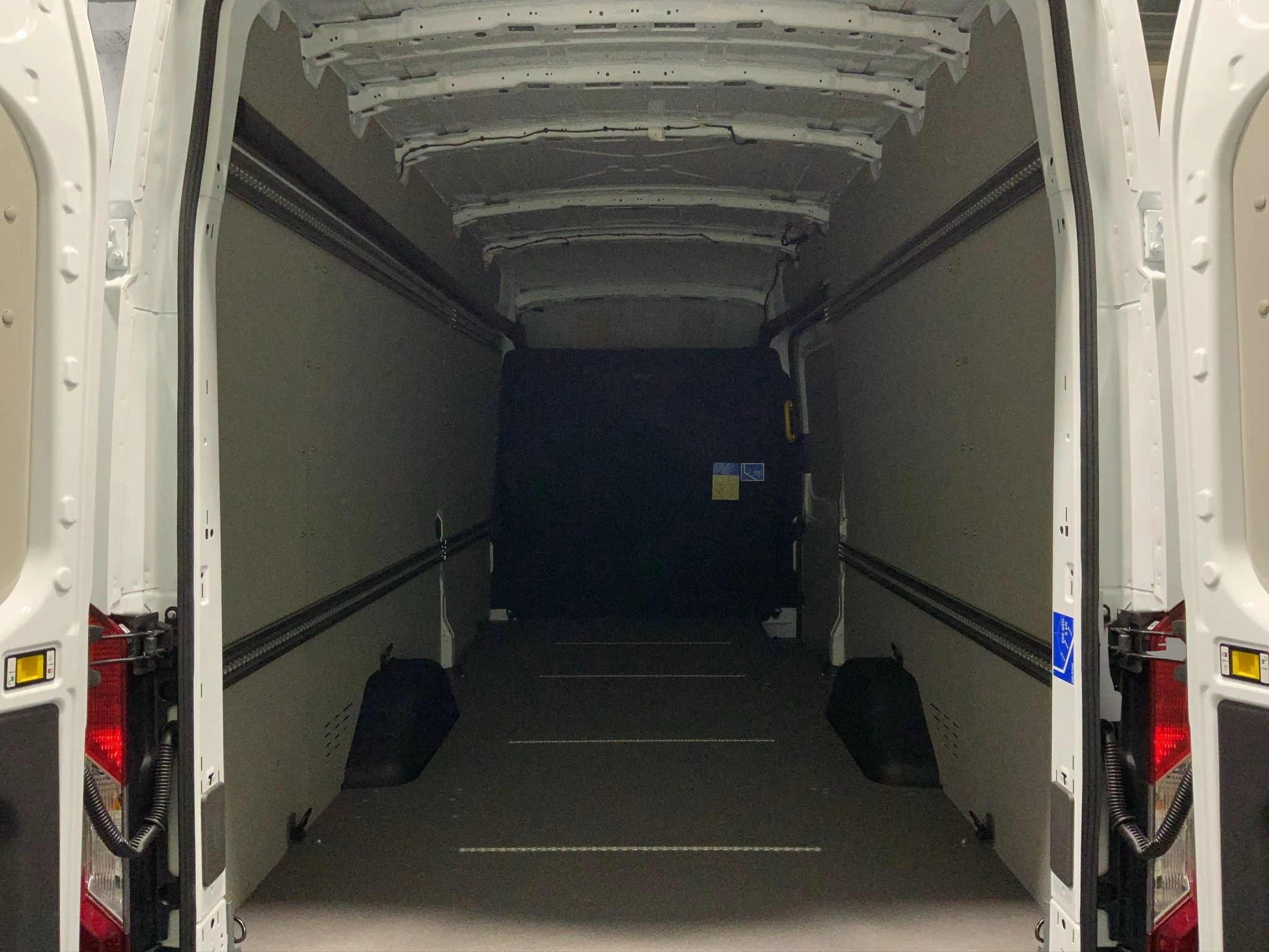 Ford-Transit-image-15