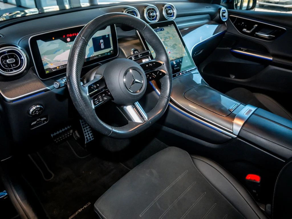 Mercedes-Benz-GLC 300 d-image-8