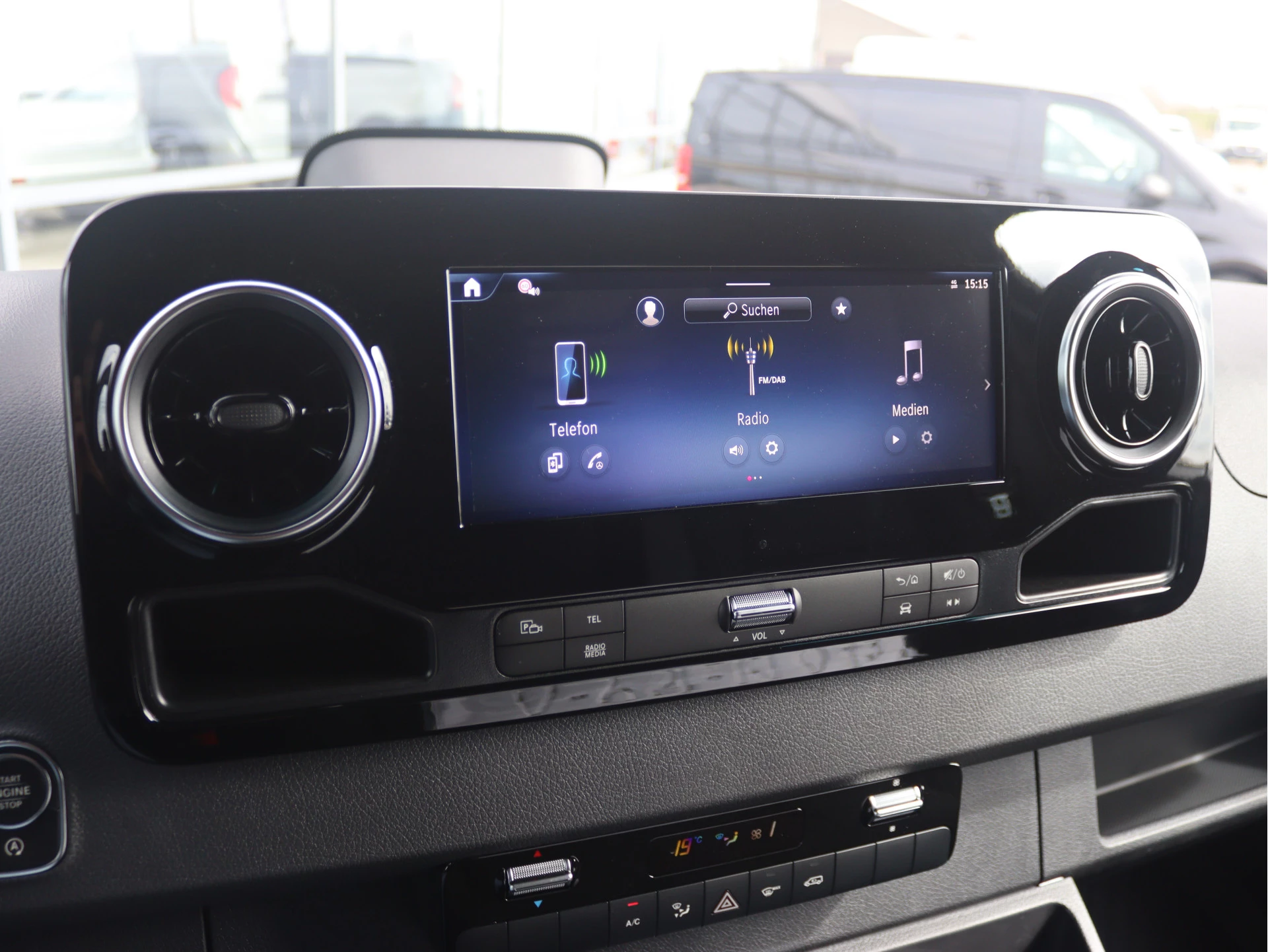 Mercedes-Benz-Sprinter-image-8