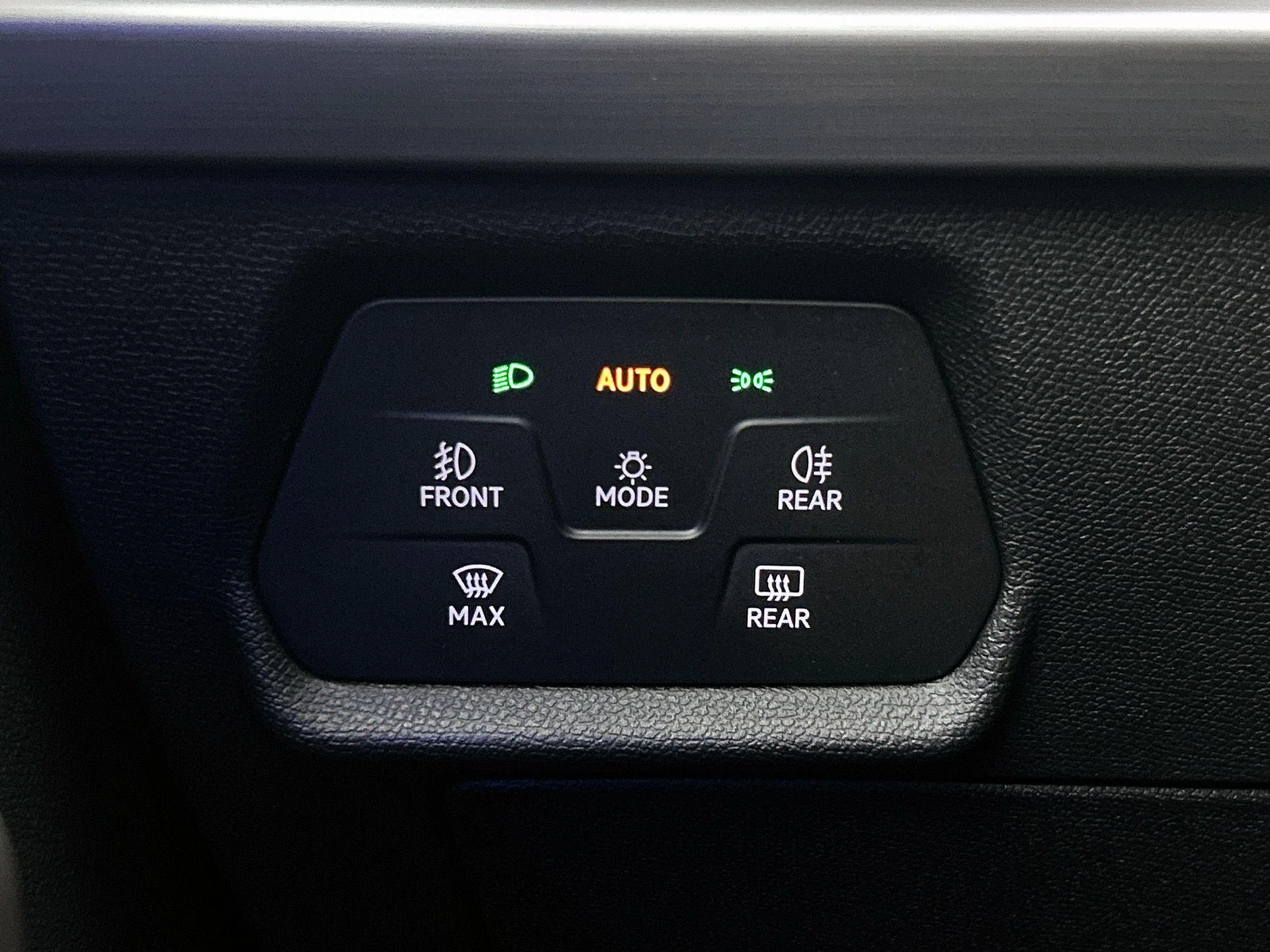 SEAT-Leon-image-16