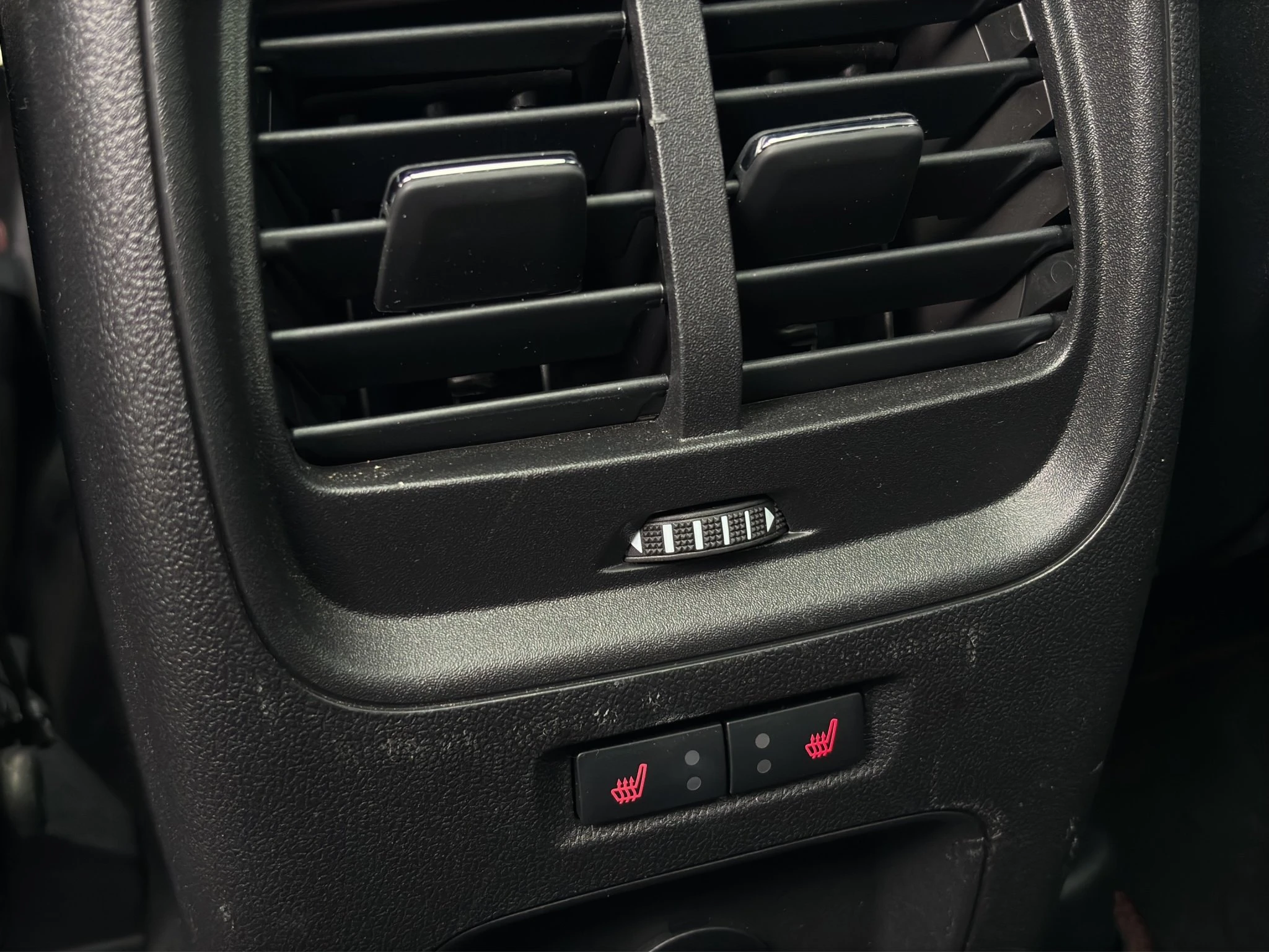 Ford-Kuga-image-19