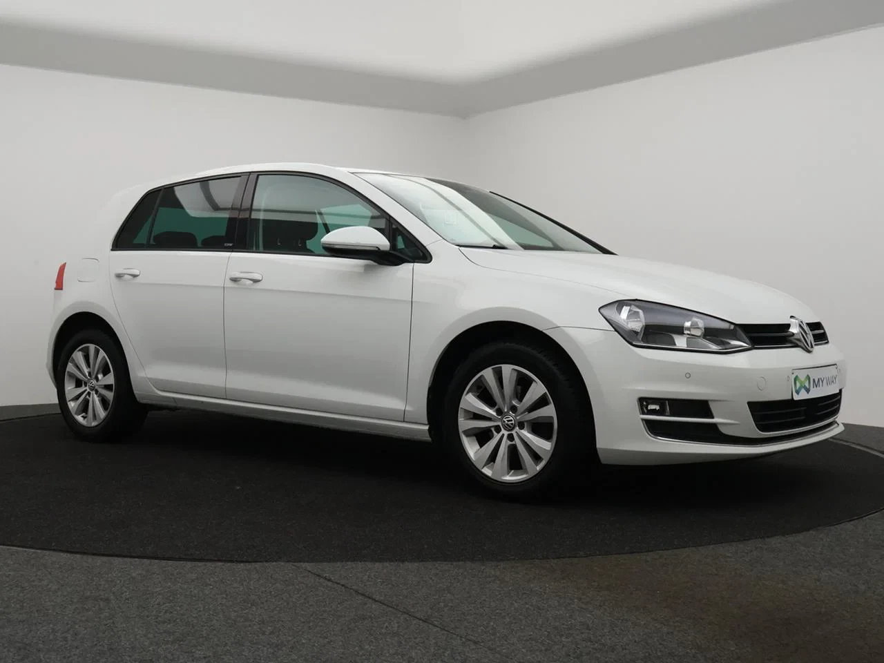 Volkswagen-Golf-image-15