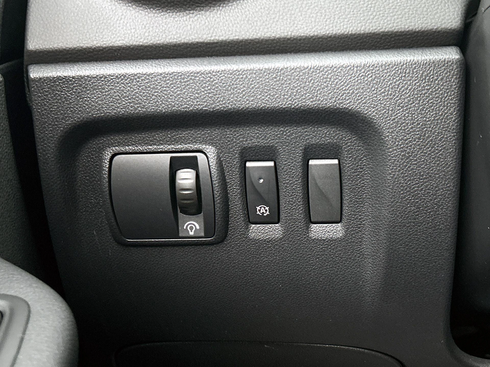 Renault-Captur-image-23