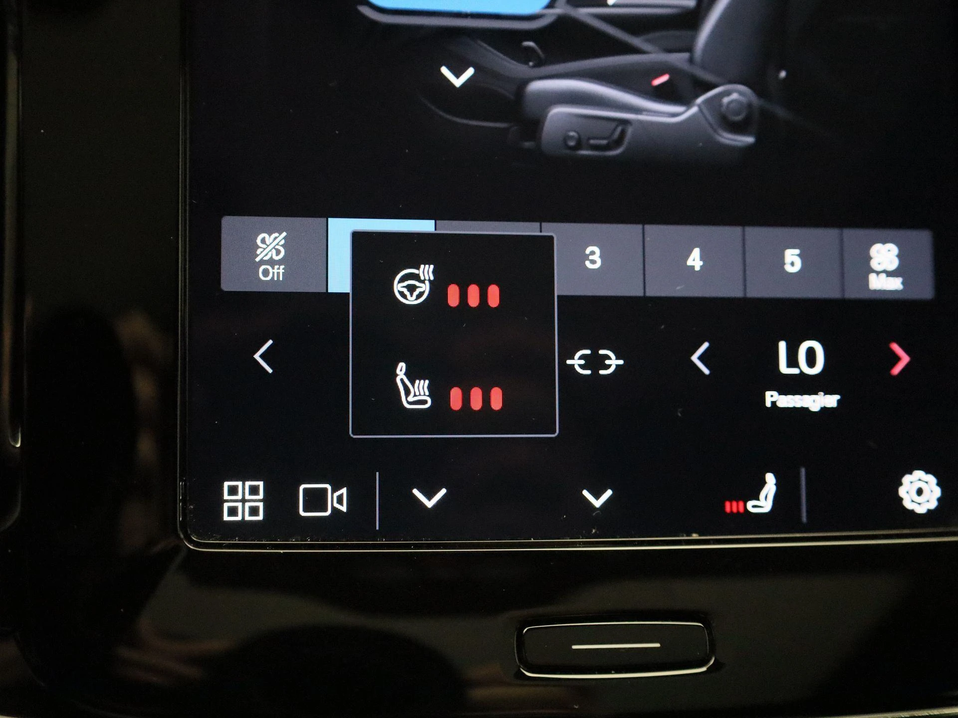 Volvo-C40-image-29