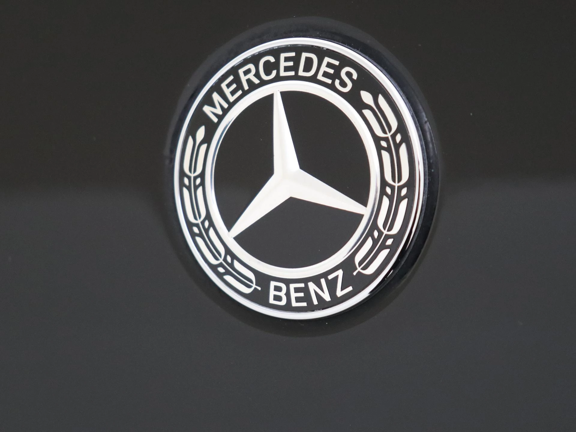Mercedes-Benz-GLB-image-40