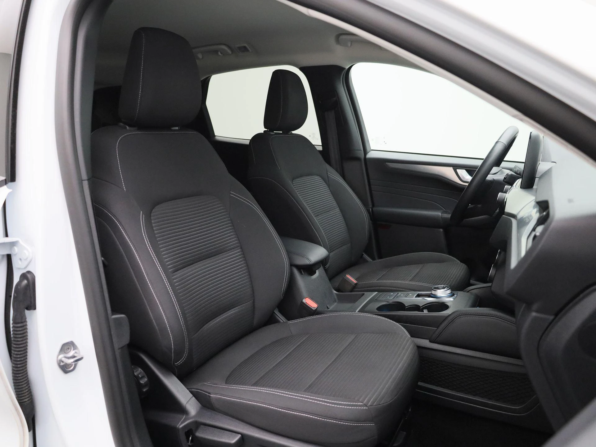 Ford-Kuga-image-32