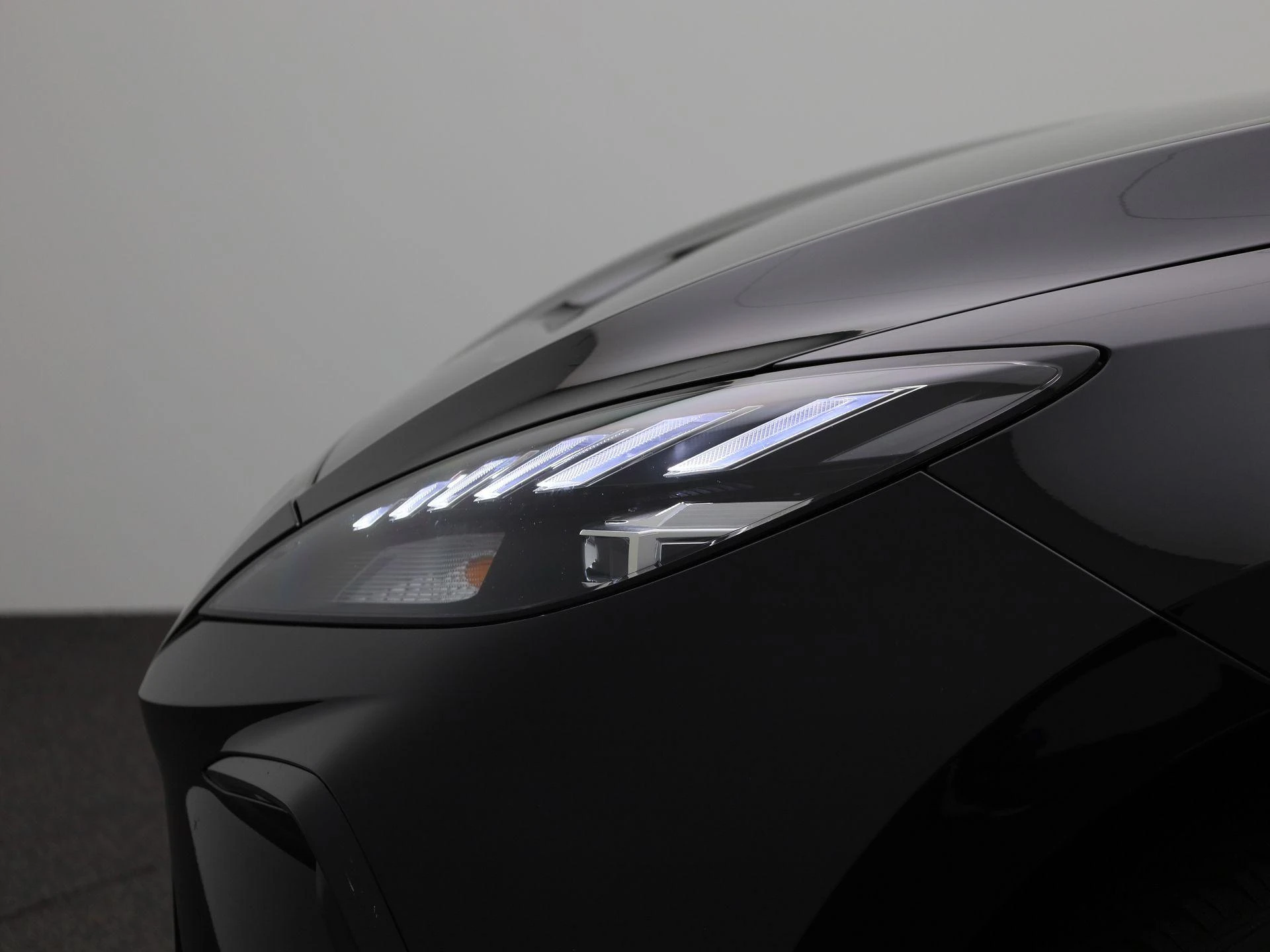 MG-MG4 EV-image-14