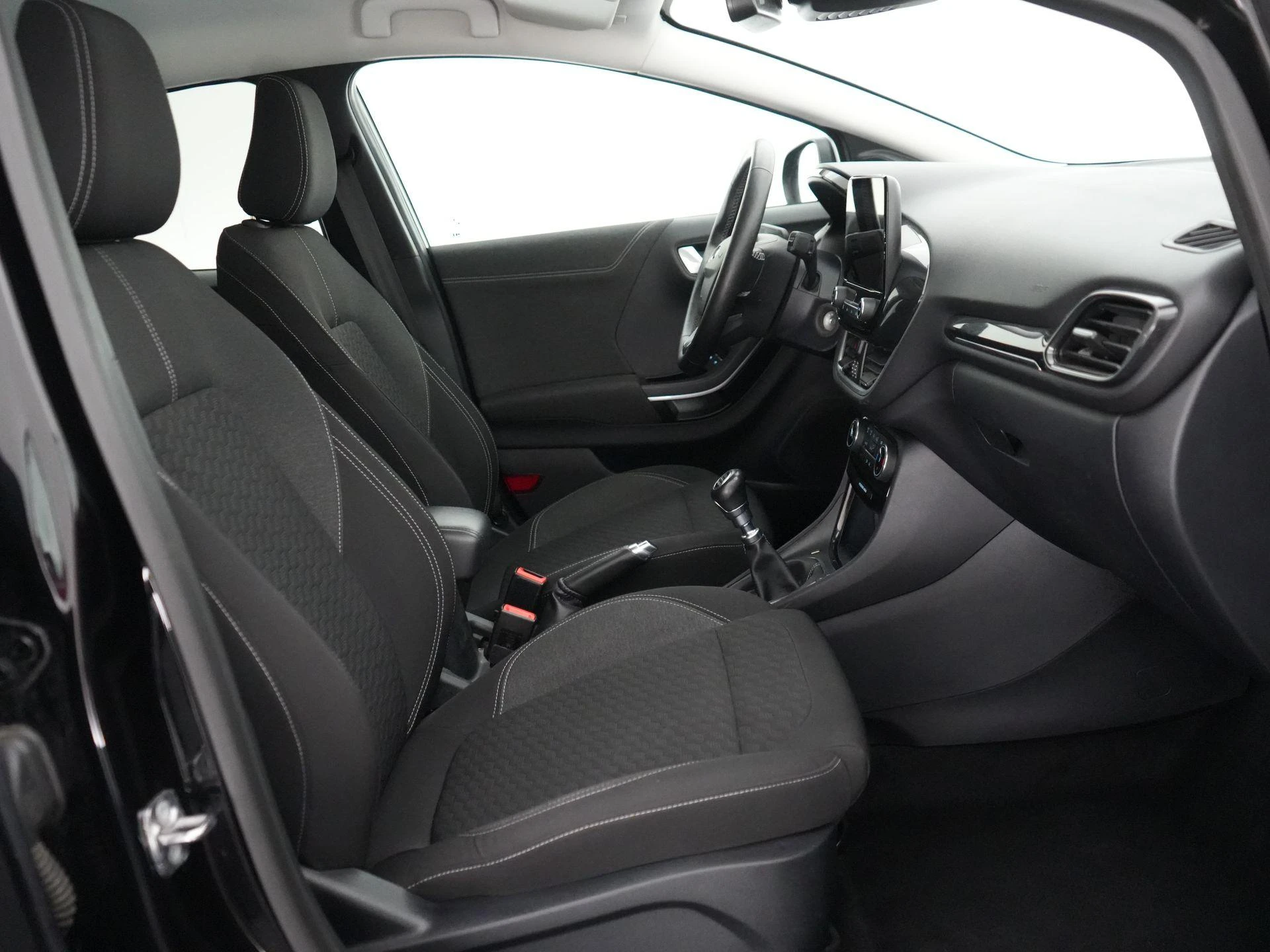 Ford Puma 1.0i Ecoboost mHEV 92kW Titanium