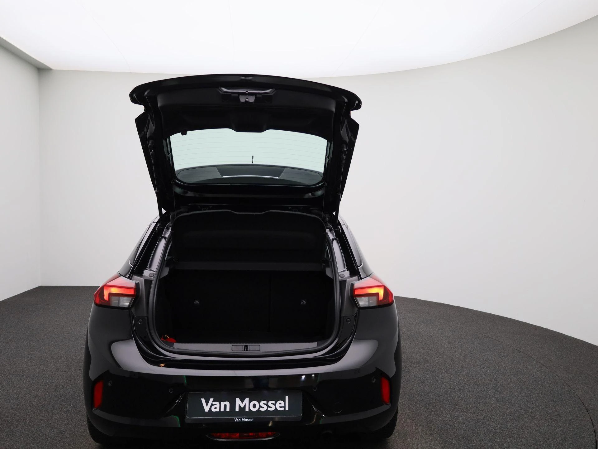 Opel-Corsa-image-10